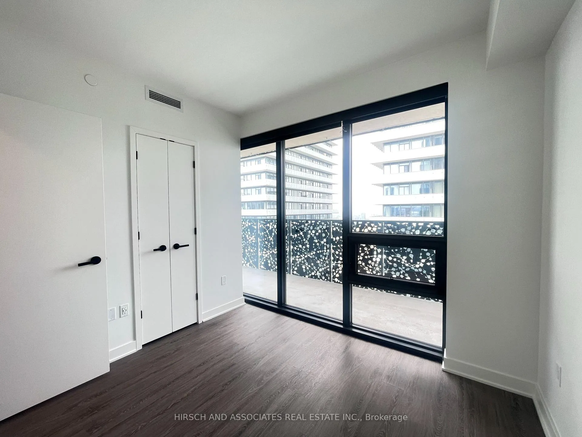 Photo 6 of Unit 4709, 55 Charles Street E, Toronto, Church-Yonge Corridor — HOMEH