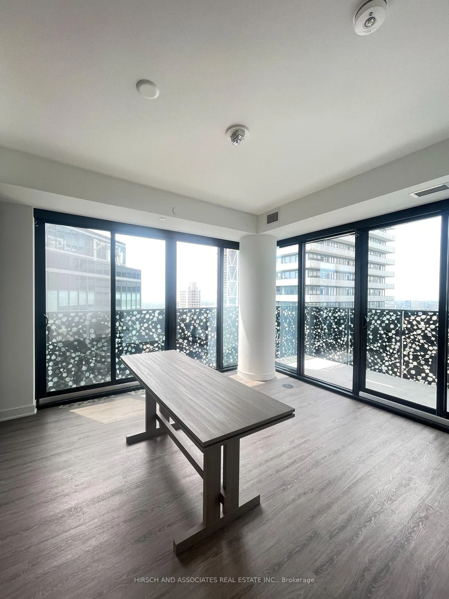 Photo 8 of Unit 4709, 55 Charles Street E, Toronto, Church-Yonge Corridor — HOMEH