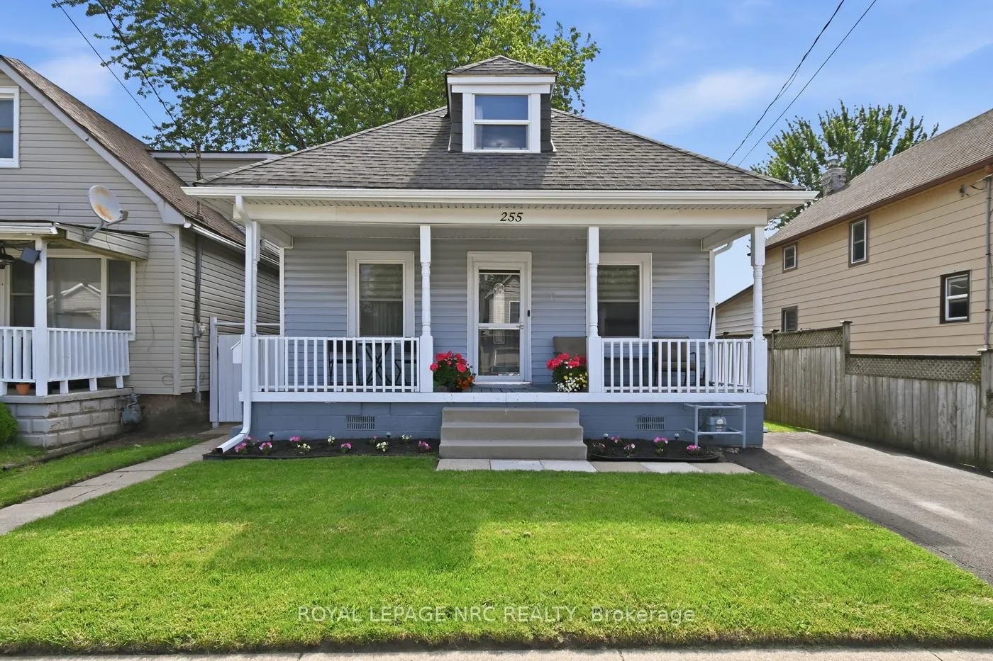 Photo 1 of 255 Deere Street, Welland, Lincoln/Crowland — HOMEH
