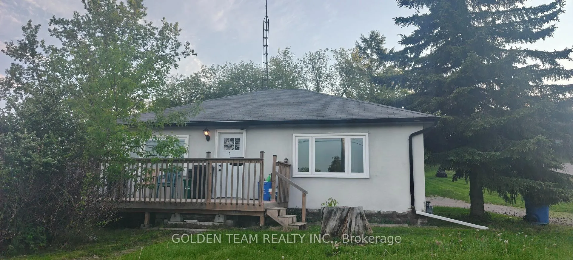 Photo 1 of 506 The Queensway S, Georgina, Keswick South — HOMEH