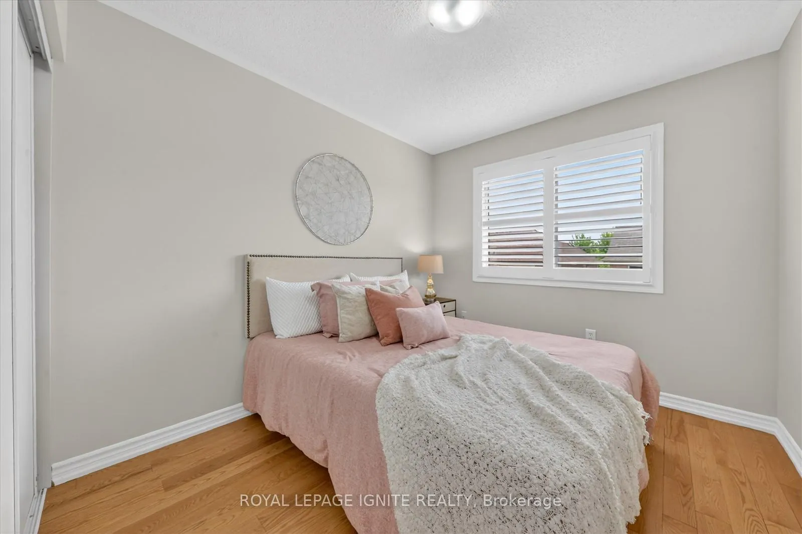 Photo 17 of 50 Panda Square, Scarborough, Rouge — HOMEH