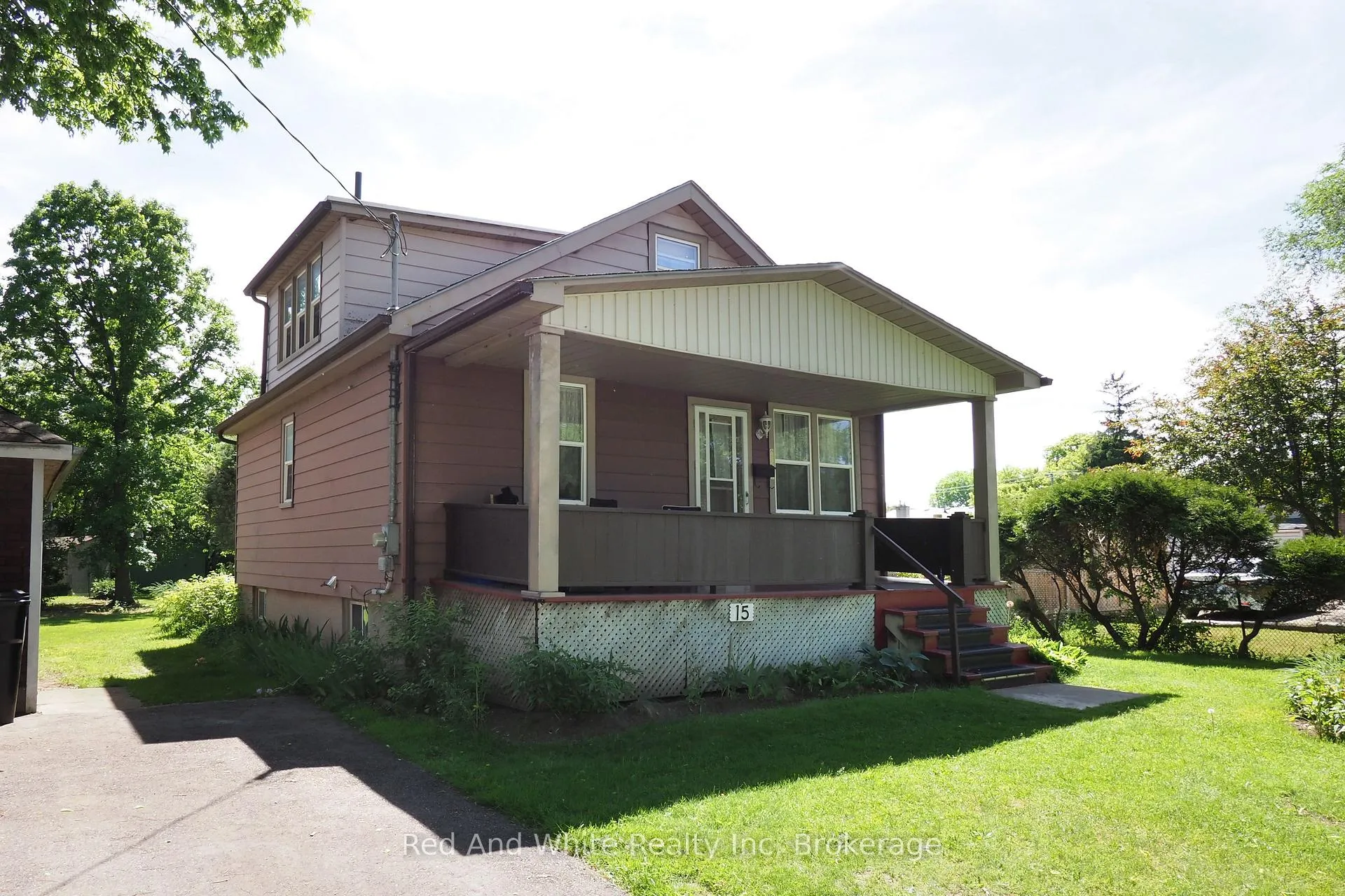 Photo 1 of 15 Horning Drive, Kitchener — HOMEH