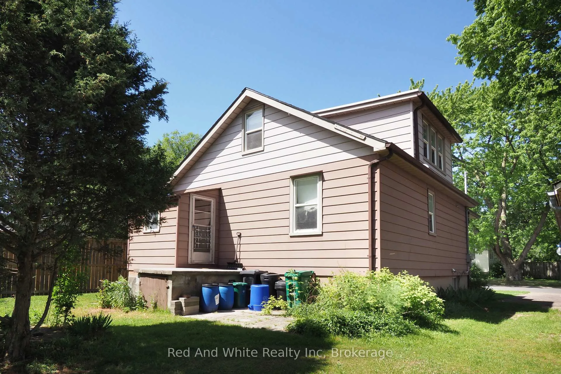 Photo 31 of 15 Horning Drive, Kitchener — HOMEH