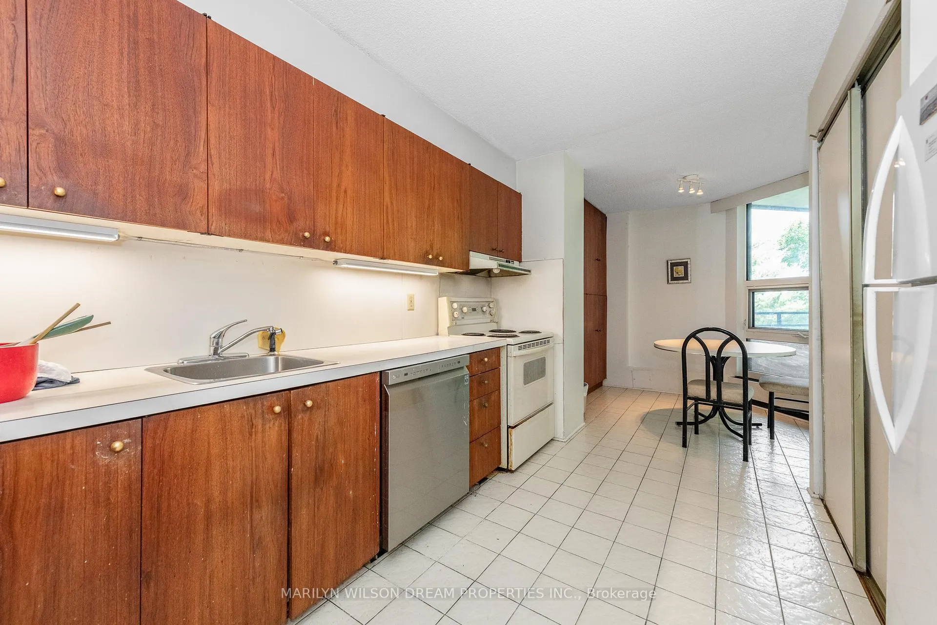 Photo 7 of Unit 3C, 300 Queen Elizabeth Drive, Ottawa, Glebe — HOMEH