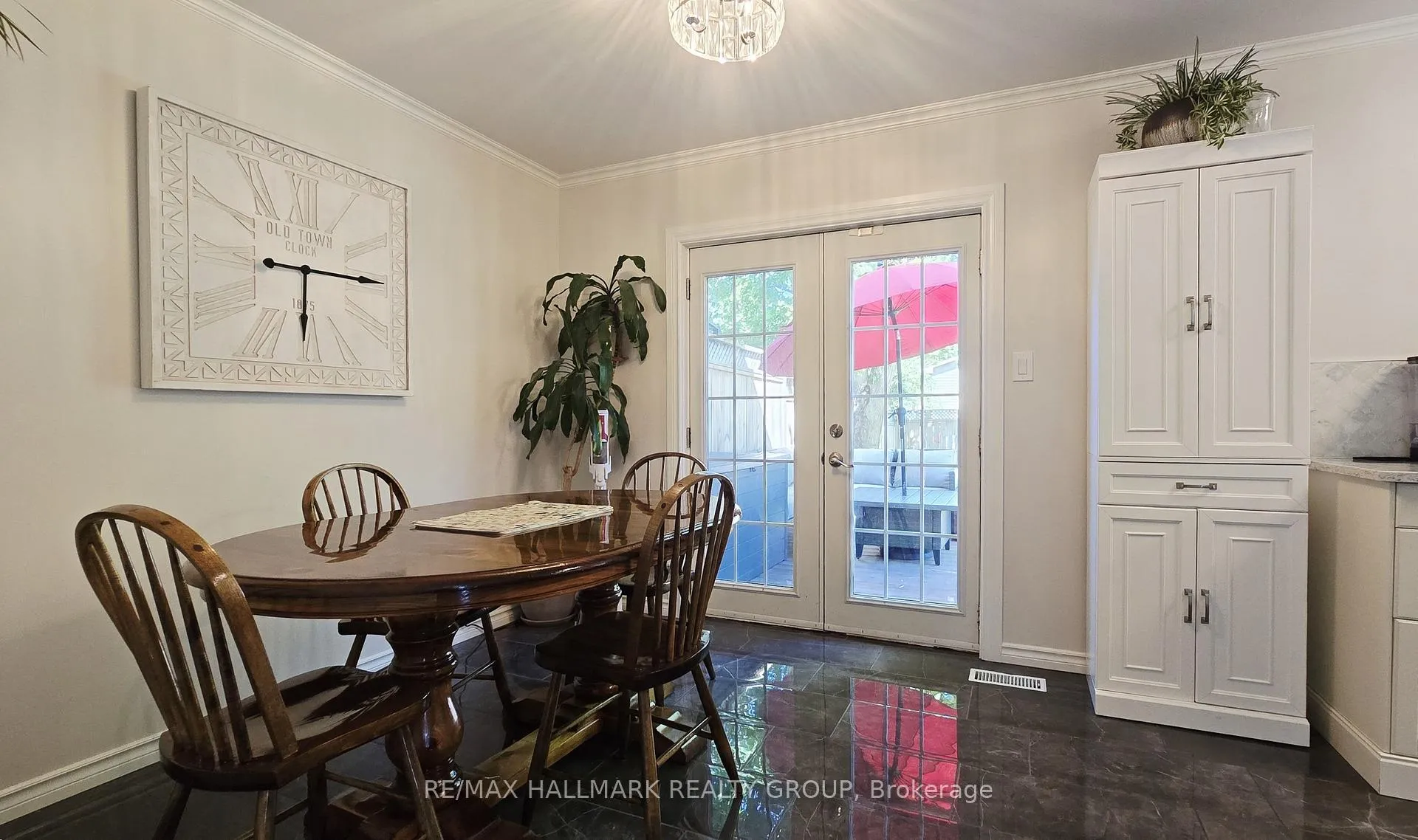 Photo 7 of 35 Seabrooke Drive, Ottawa, Kanata - Glencairn/Hazeldean — HOMEH