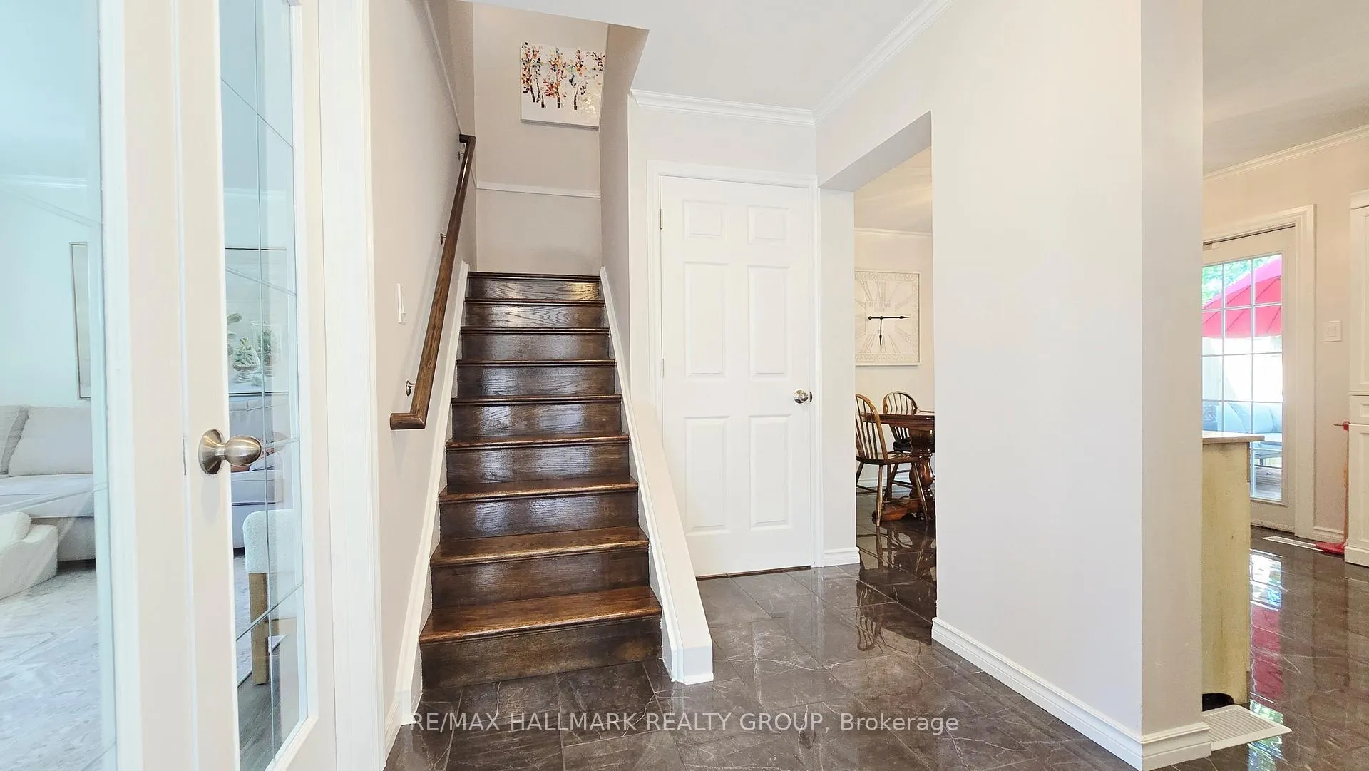 Photo 15 of 35 Seabrooke Drive, Ottawa, Kanata - Glencairn/Hazeldean — HOMEH