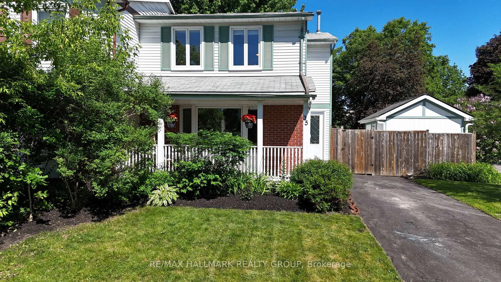Photo 39 of 35 Seabrooke Drive, Ottawa, Kanata - Glencairn/Hazeldean — HOMEH