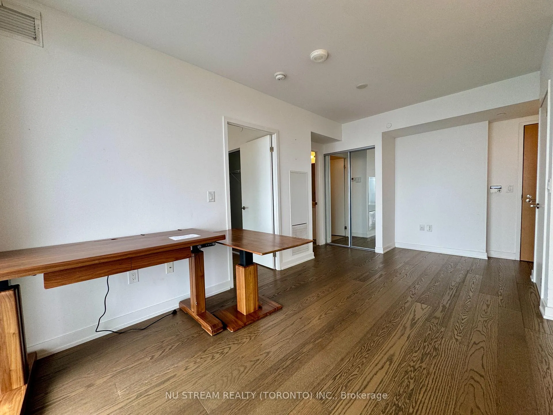 Photo 7 of Unit 3113, 11 Wellesley Street W, Toronto, Bay Street Corridor — HOMEH