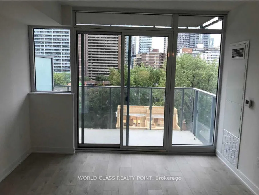 Photo 4 of Unit 903, 50 Wellesley Street E, Toronto, Church-Yonge Corridor — HOMEH