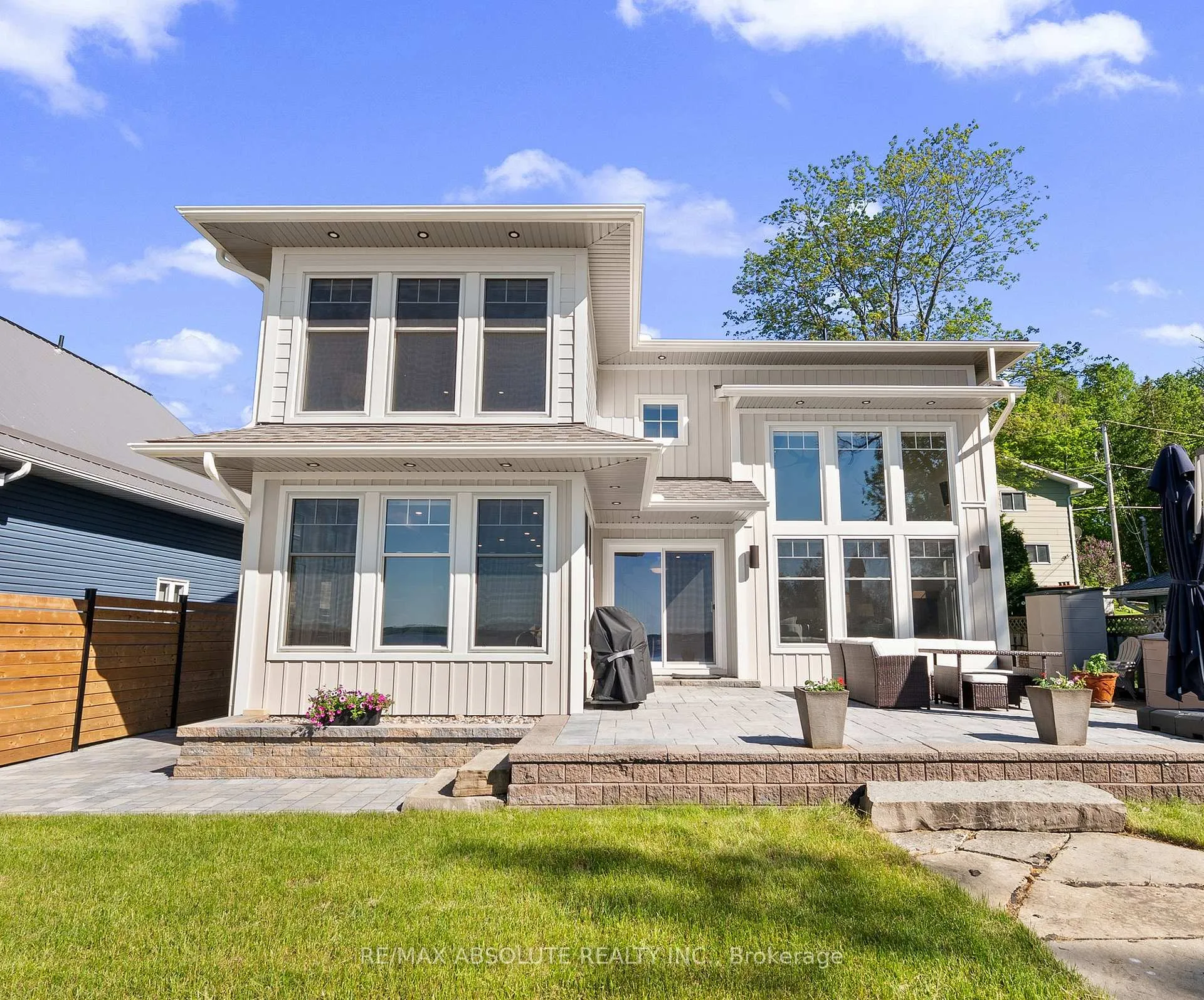 Photo 1 of 664 Caruso Circle, McNab/Braeside, Mcnab/Braeside Twps — HOMEH