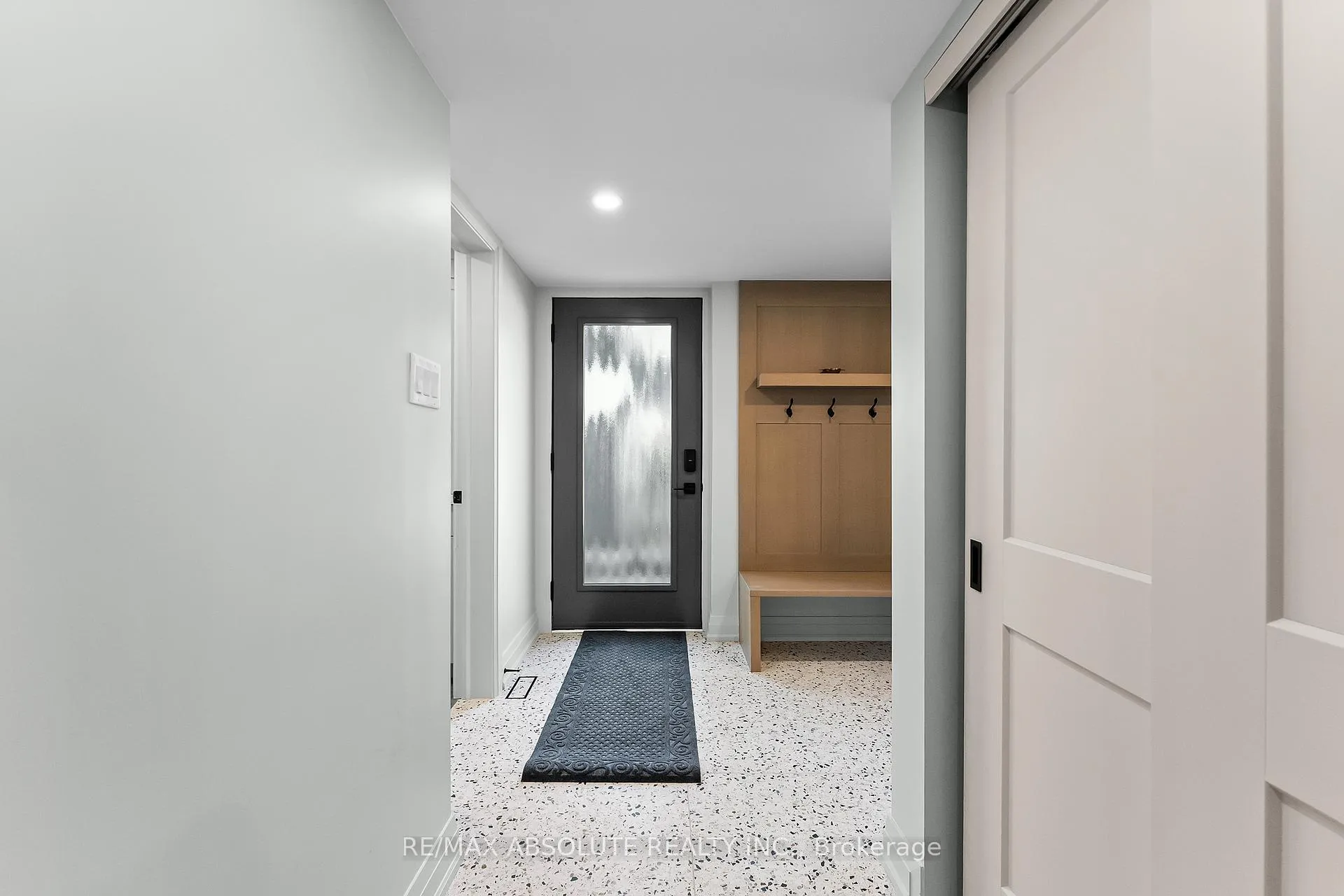 Photo 34 of 664 Caruso Circle, McNab/Braeside, Mcnab/Braeside Twps — HOMEH
