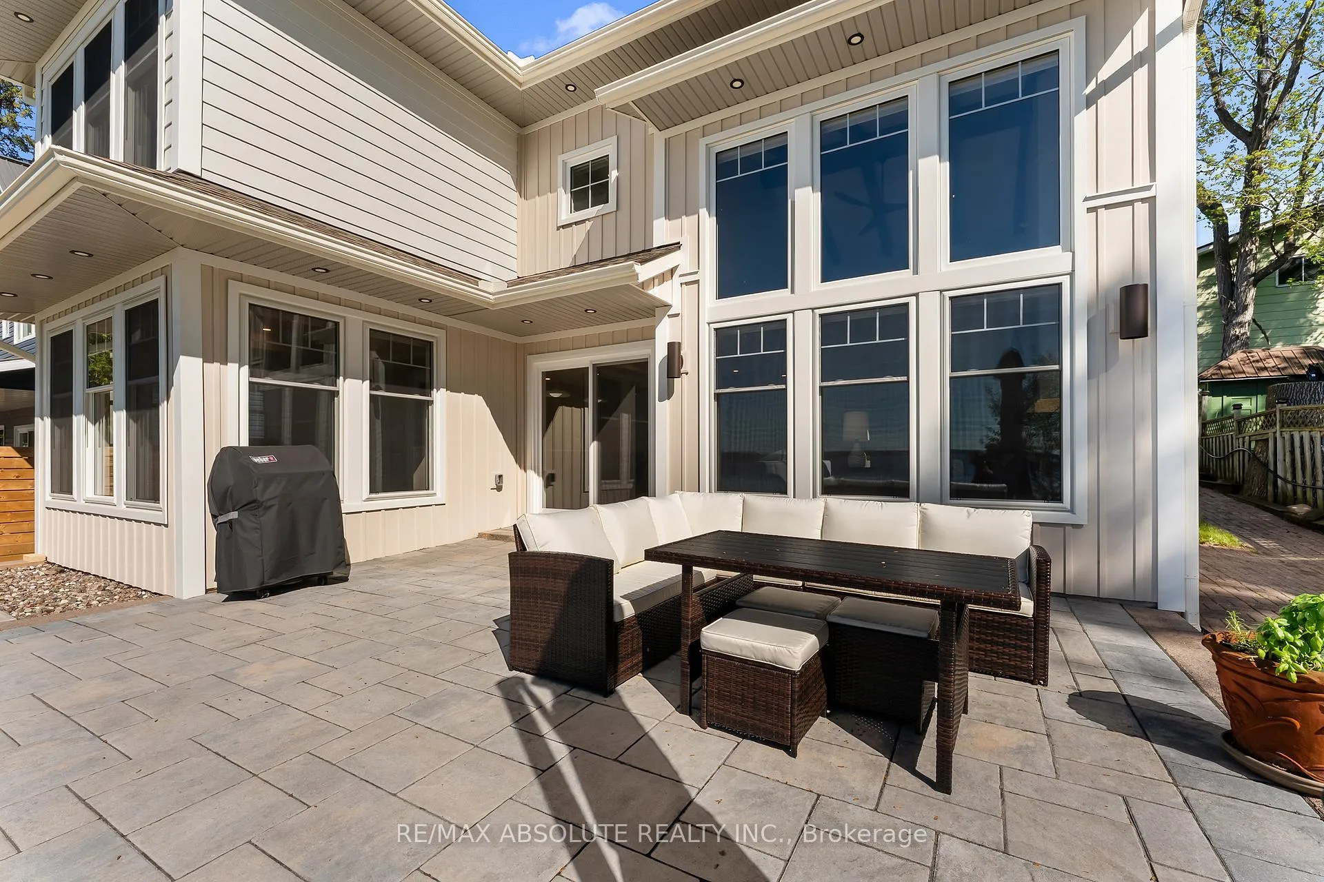 Photo 37 of 664 Caruso Circle, McNab/Braeside, Mcnab/Braeside Twps — HOMEH