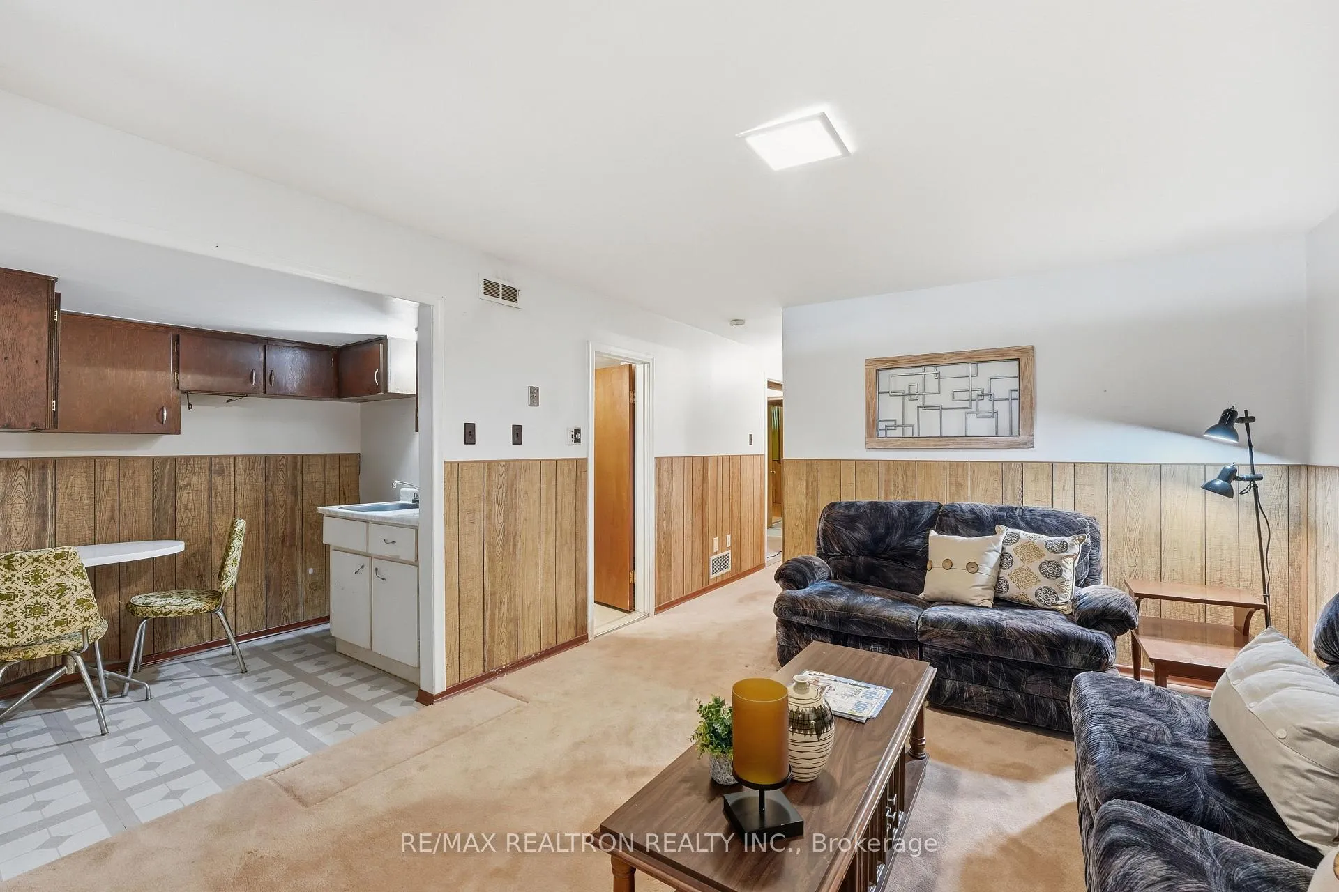 Photo 18 of 13 Kemano Road, Aurora, Aurora Heights — HOMEH