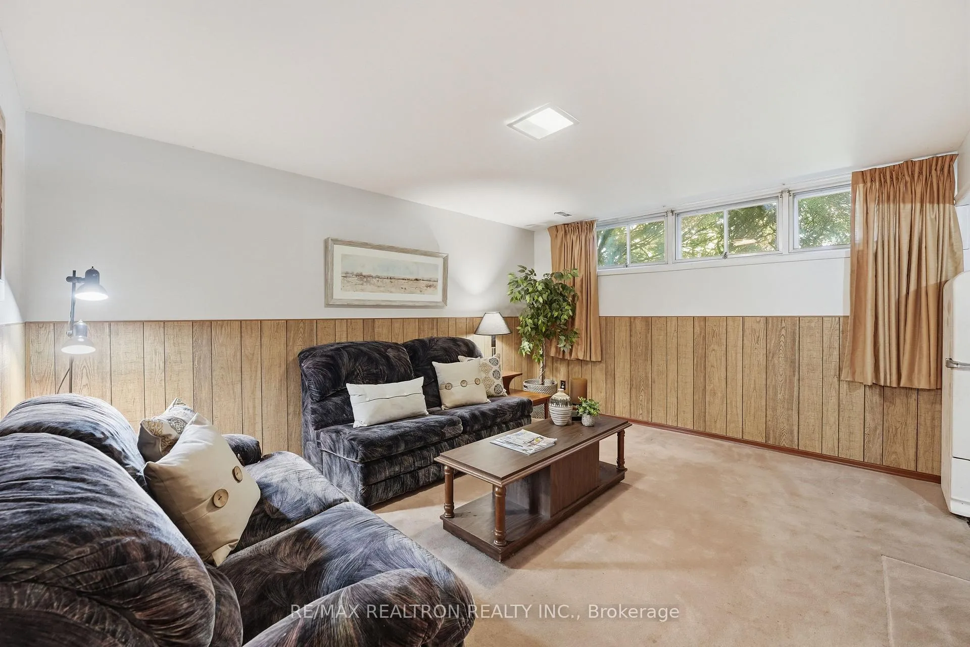 Photo 19 of 13 Kemano Road, Aurora, Aurora Heights — HOMEH