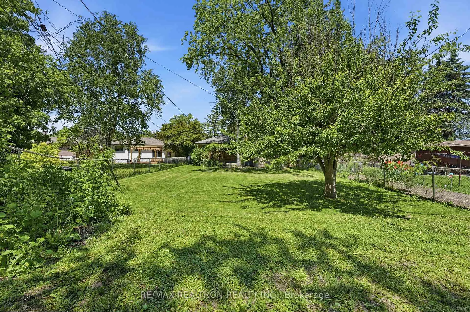 Photo 30 of 13 Kemano Road, Aurora, Aurora Heights — HOMEH