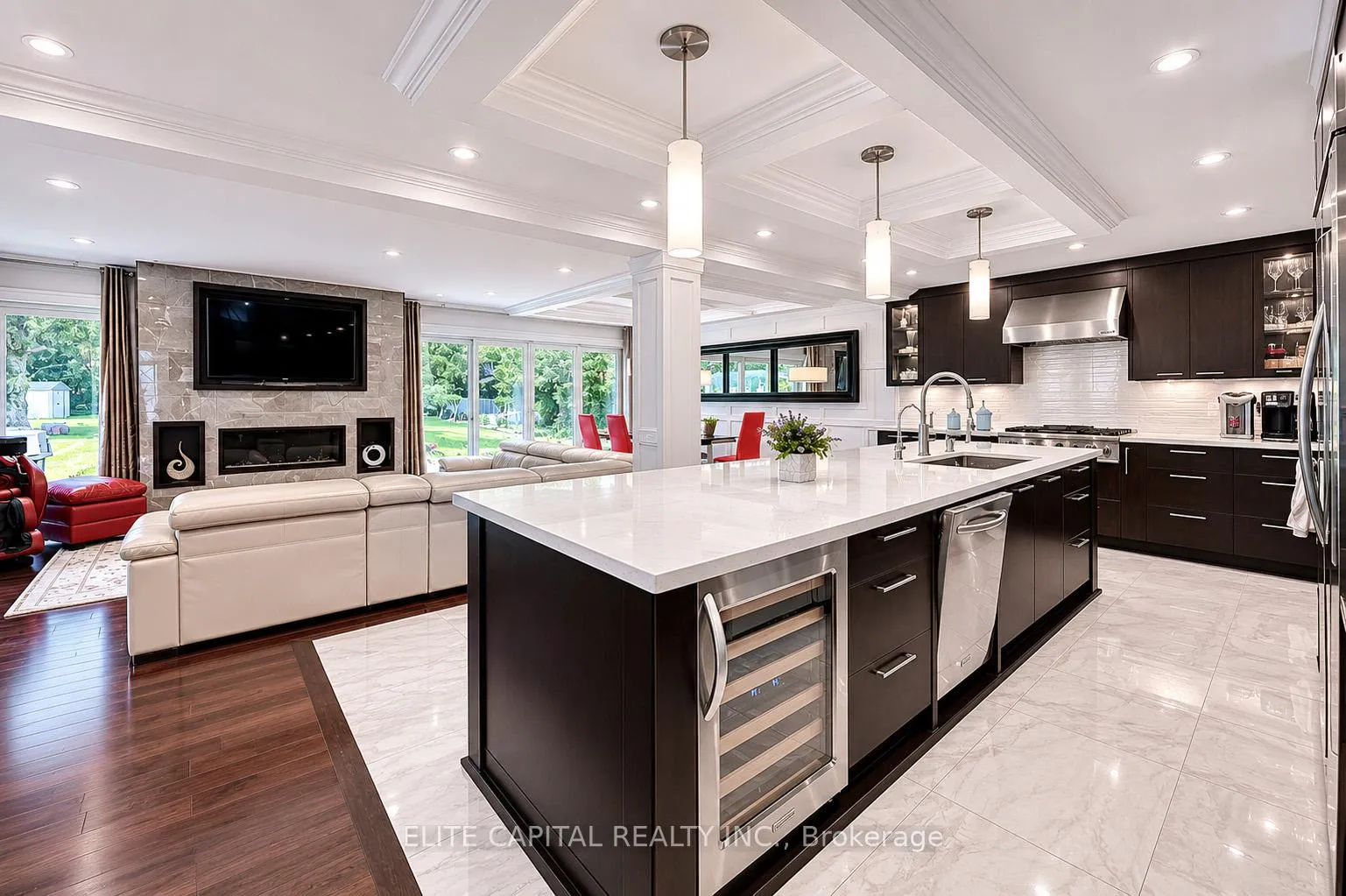 Photo 3 of 16 Thomas Reid Road, Markham, Victoria Square — HOMEH