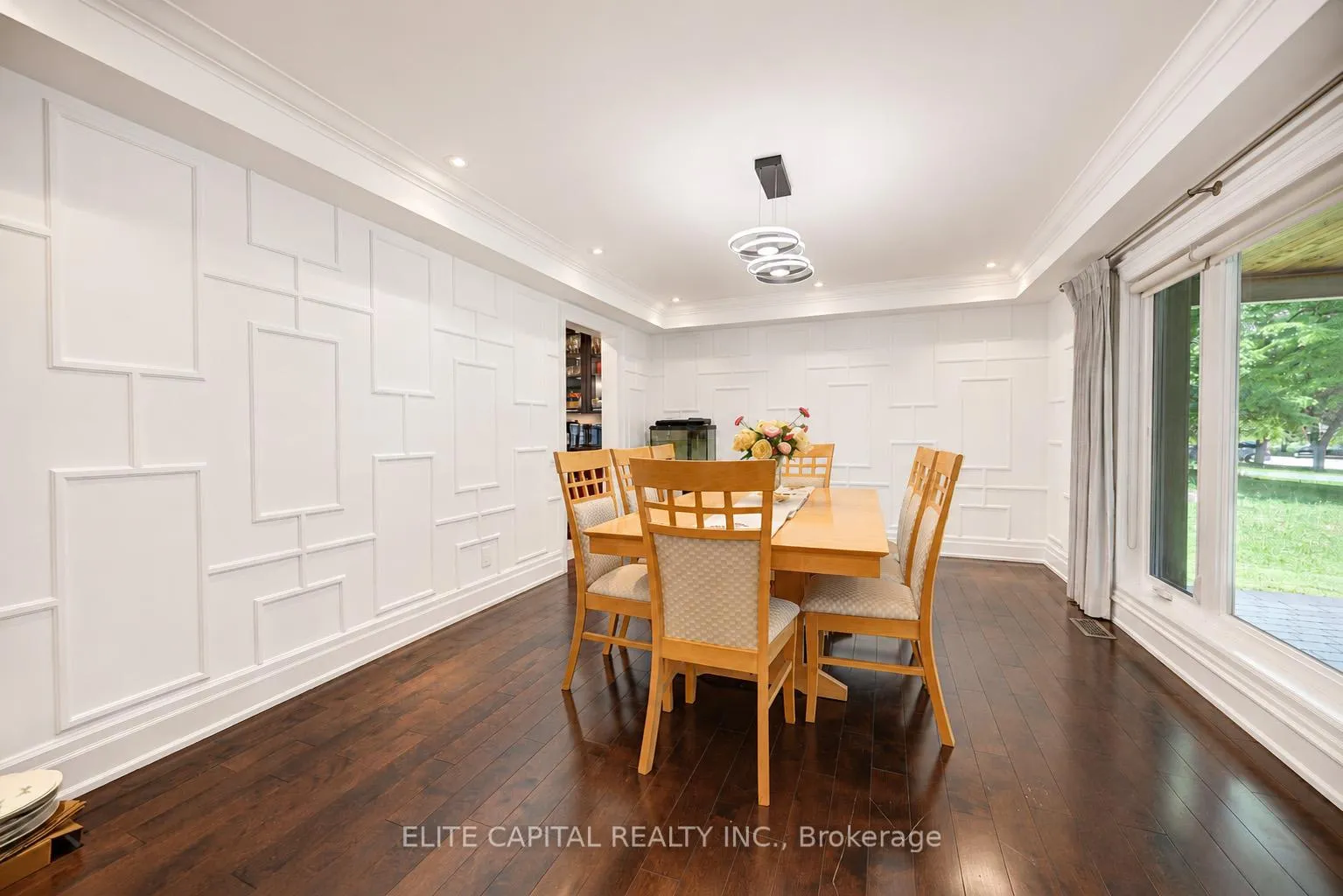 Photo 10 of 16 Thomas Reid Road, Markham, Victoria Square — HOMEH