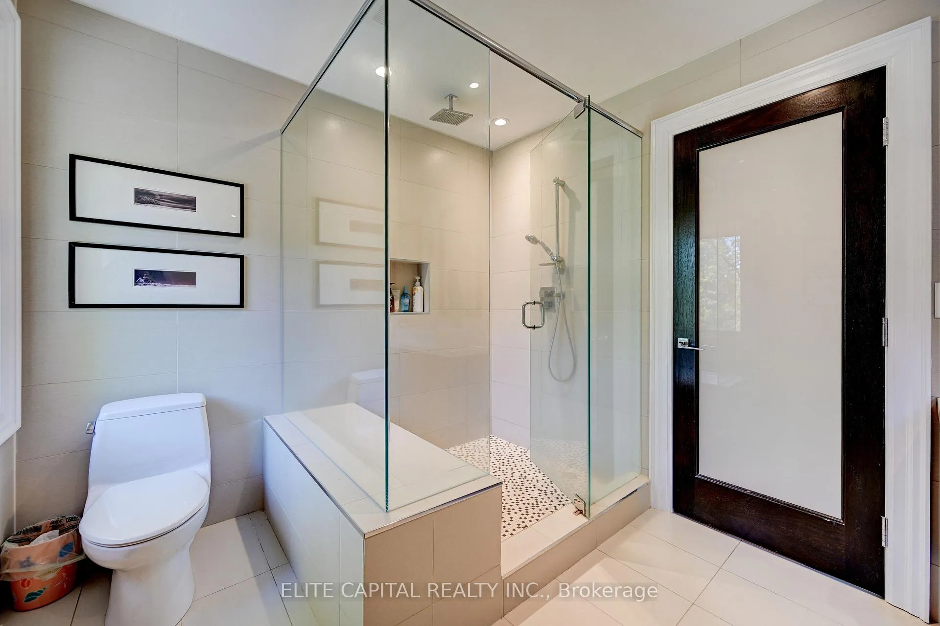 Photo 14 of 16 Thomas Reid Road, Markham, Victoria Square — HOMEH