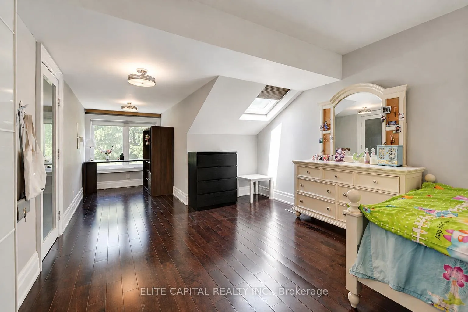 Photo 16 of 16 Thomas Reid Road, Markham, Victoria Square — HOMEH
