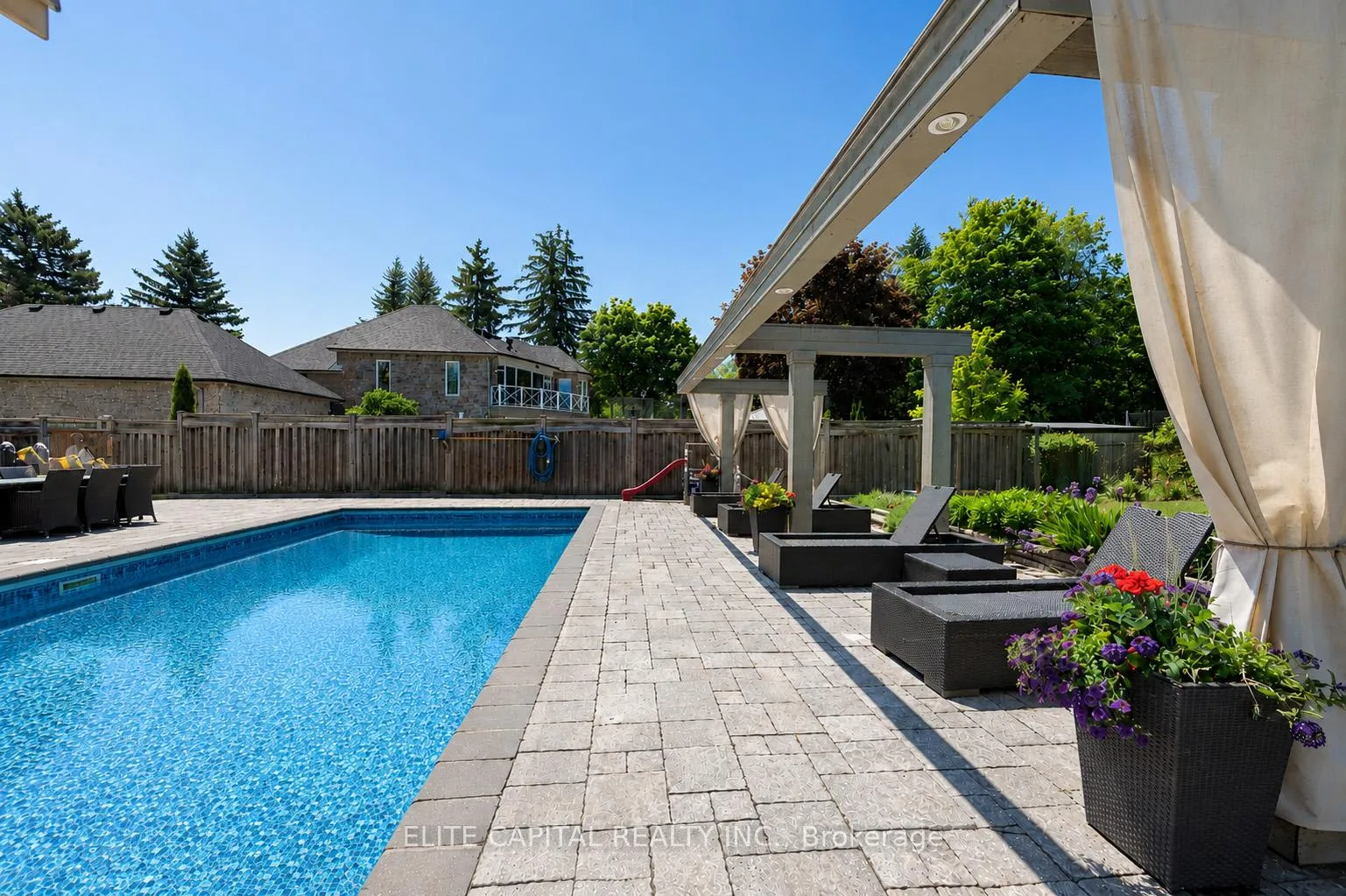 Photo 19 of 16 Thomas Reid Road, Markham, Victoria Square — HOMEH