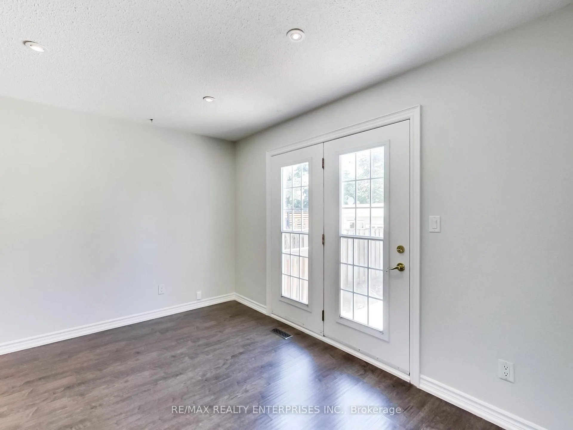 Photo 19 of 10 Titmouse Court, Hamilton, Bruleville — HOMEH