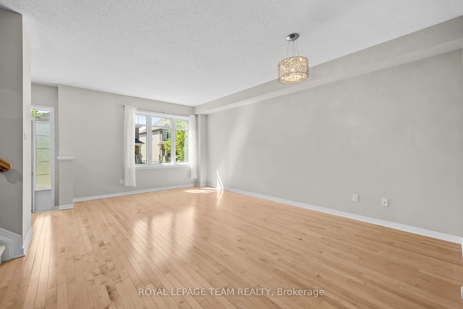 Photo 8 of 377 Sweetflag Street, Ottawa, Barrhaven - Longfields — HOMEH