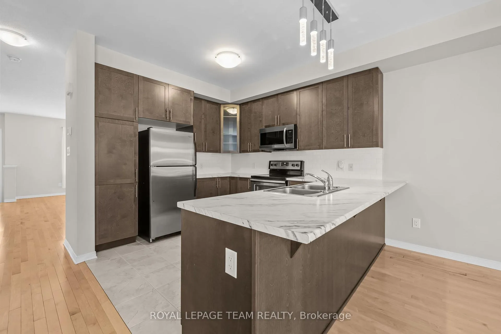 Photo 12 of 377 Sweetflag Street, Ottawa, Barrhaven - Longfields — HOMEH