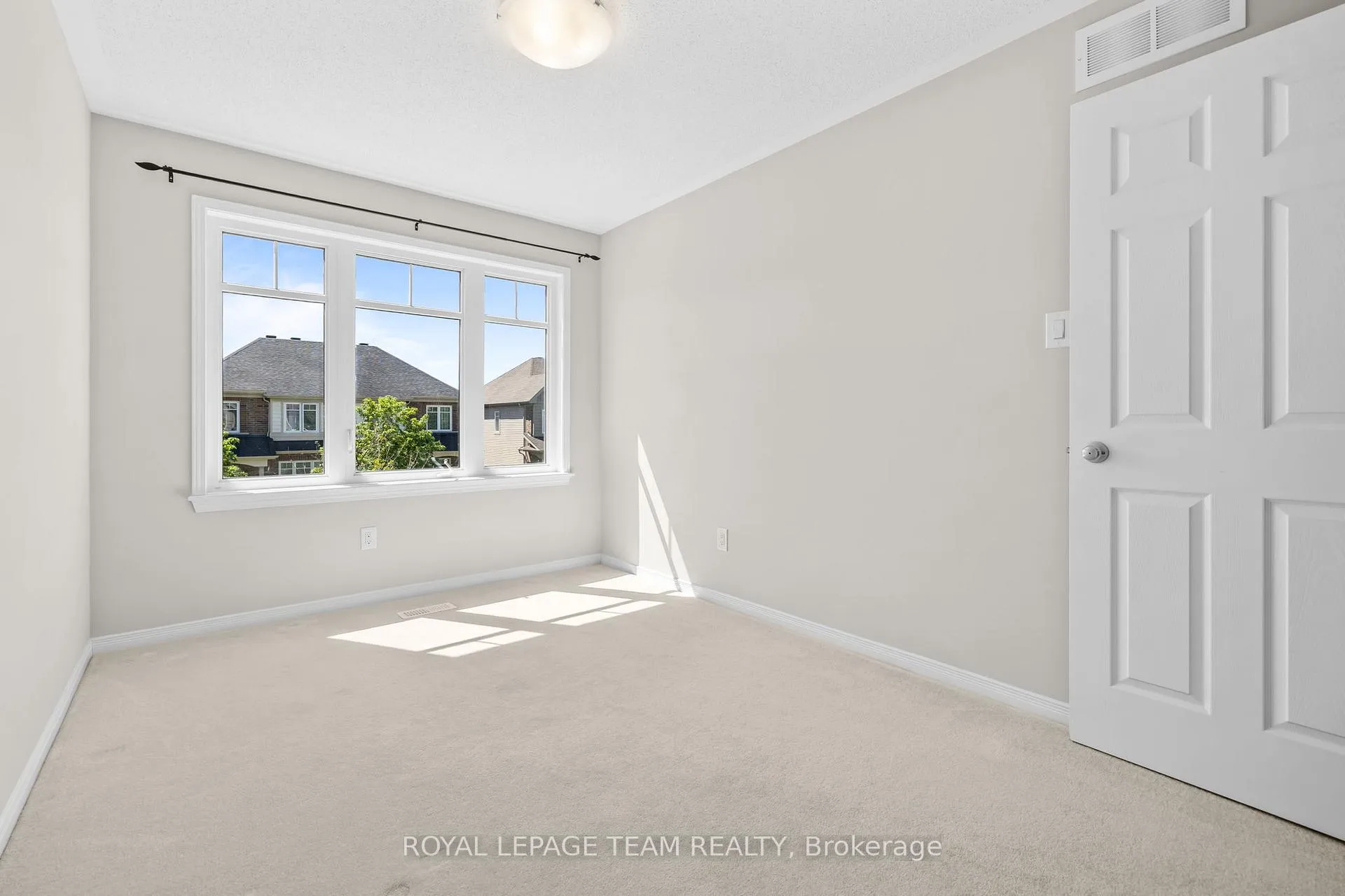 Photo 26 of 377 Sweetflag Street, Ottawa, Barrhaven - Longfields — HOMEH