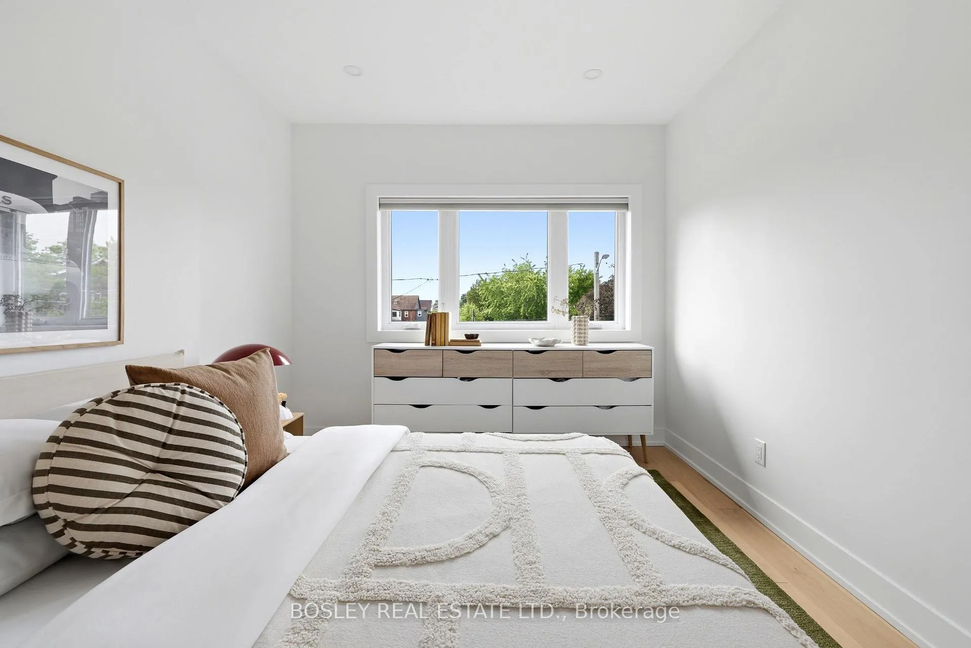 Photo 37 of 66 Cloverlawn Avenue, Toronto, Oakwood Village — HOMEH