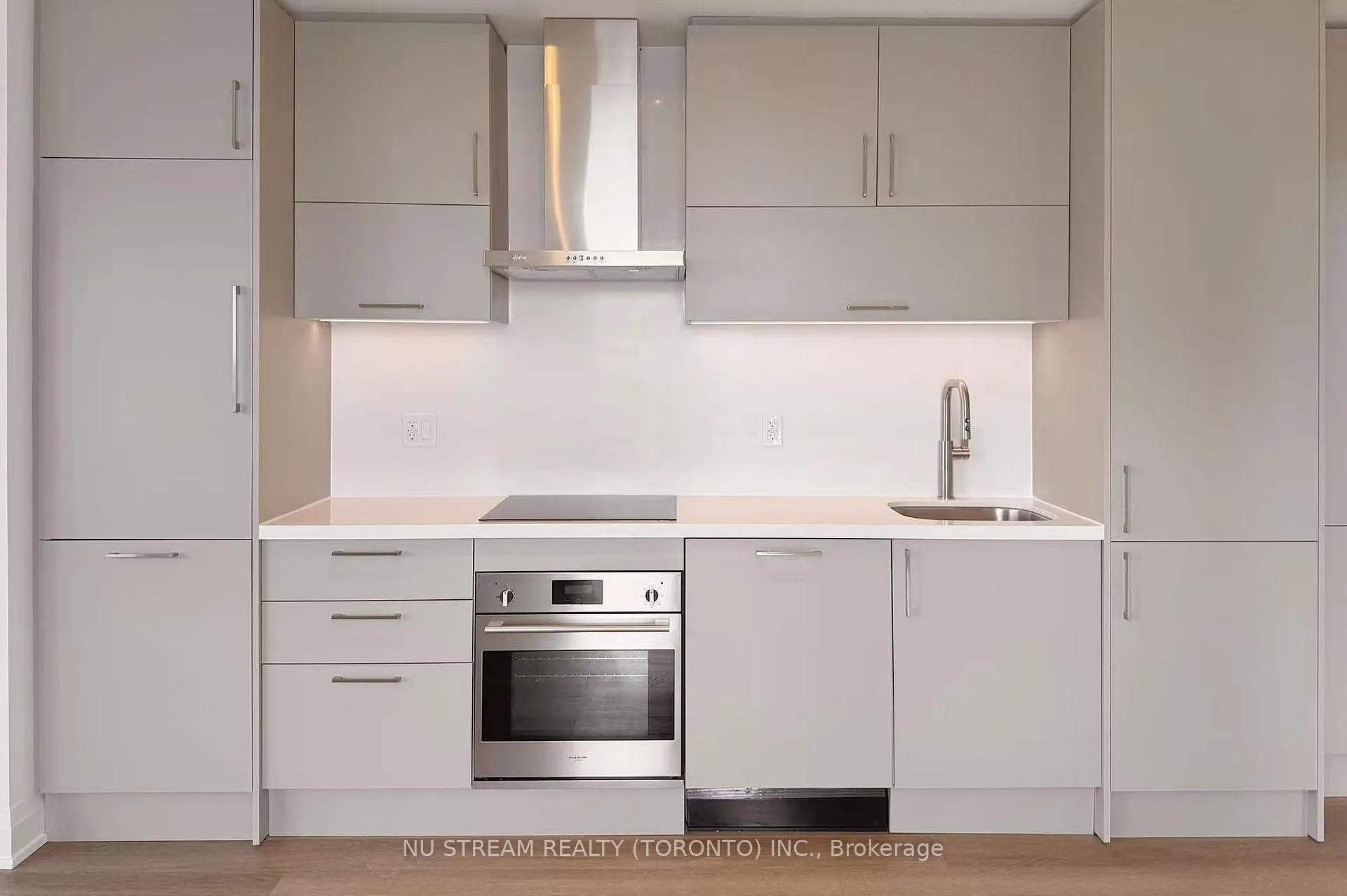 Photo 3 of Unit 1109, 38 Andre De Grasse Street, Markham, Unionville — HOMEH