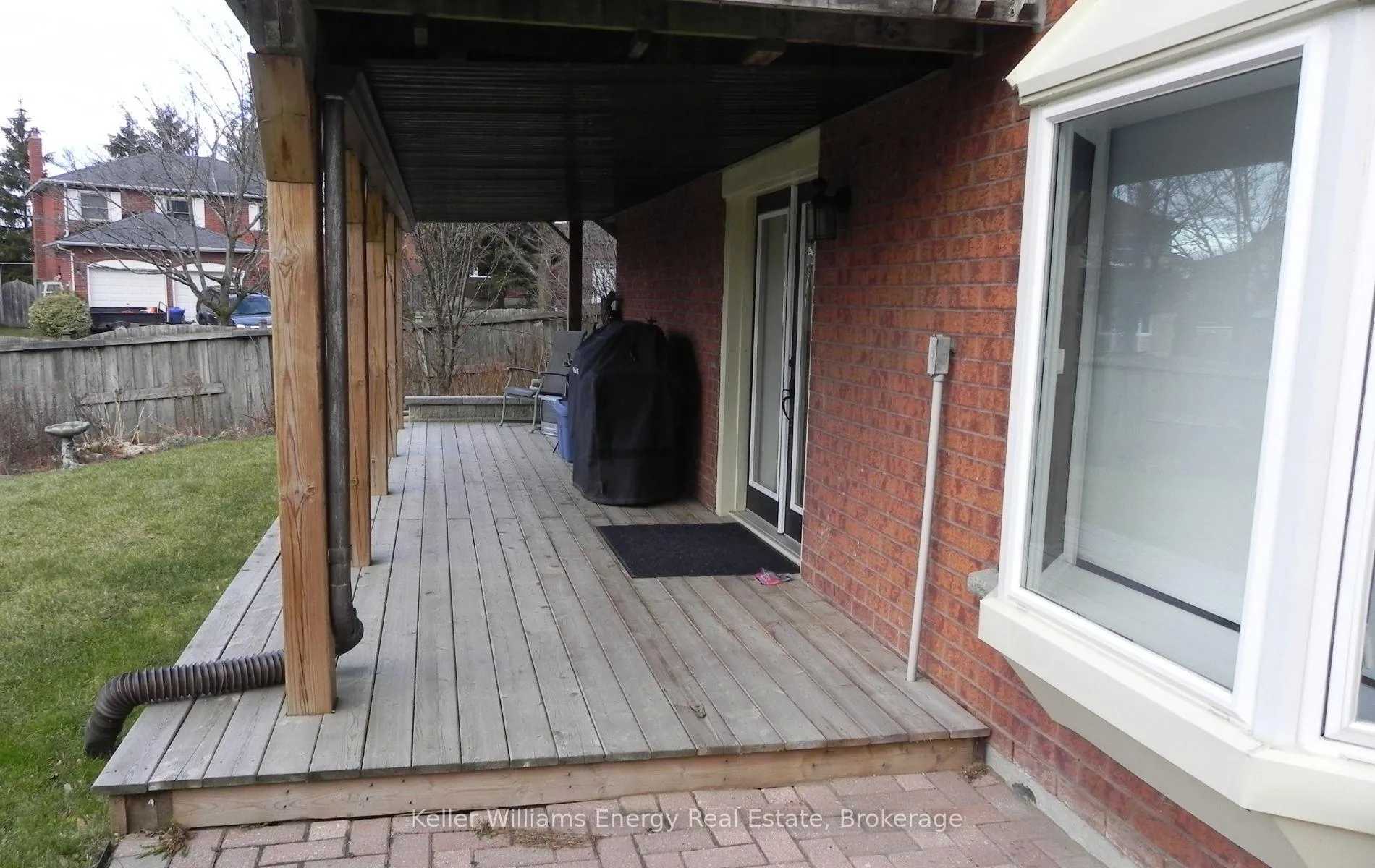 Photo 2 of Unit Basement, 2 Hialeah Crescent, Whitby, Blue Grass Meadows — HOMEH