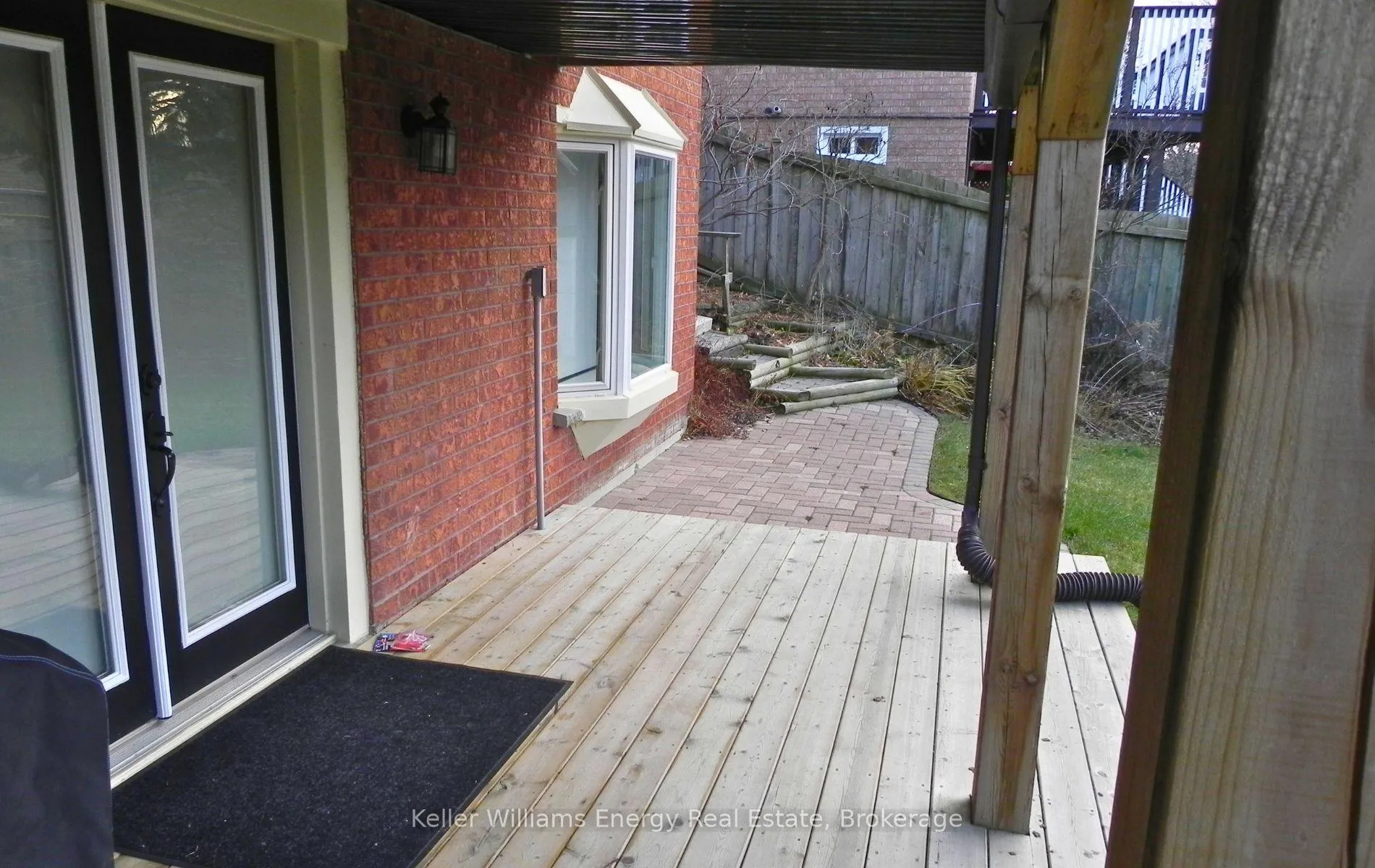 Photo 3 of Unit Basement, 2 Hialeah Crescent, Whitby, Blue Grass Meadows — HOMEH