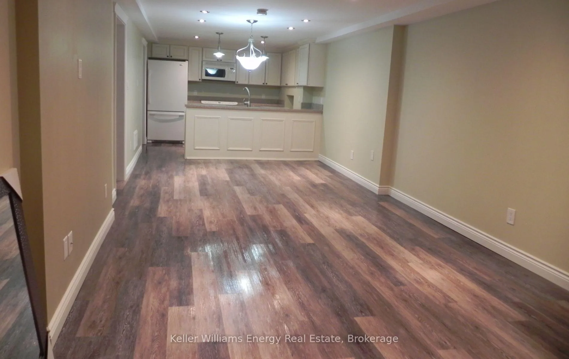 Photo 7 of Unit Basement, 2 Hialeah Crescent, Whitby, Blue Grass Meadows — HOMEH