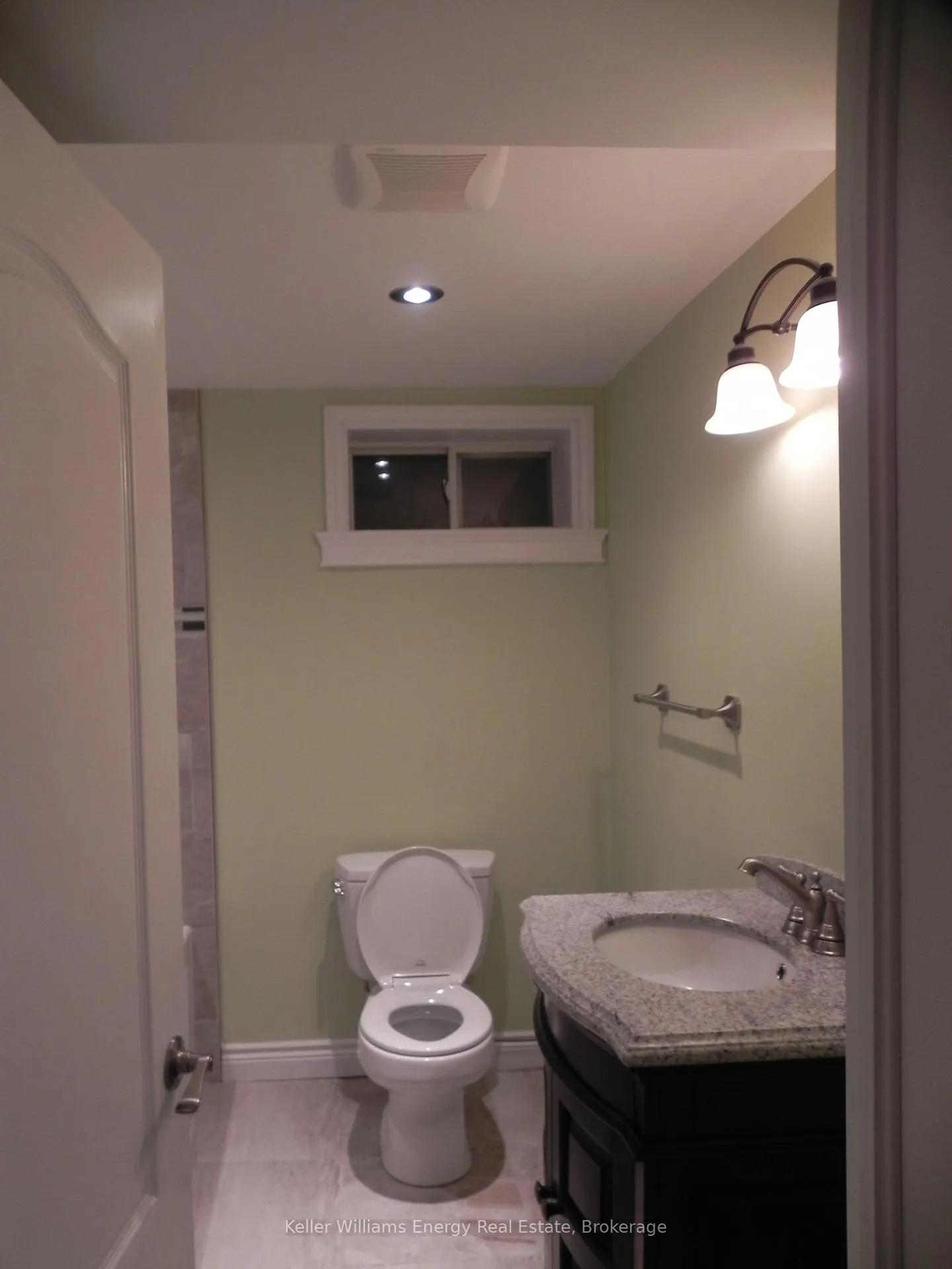 Photo 9 of Unit Basement, 2 Hialeah Crescent, Whitby, Blue Grass Meadows — HOMEH