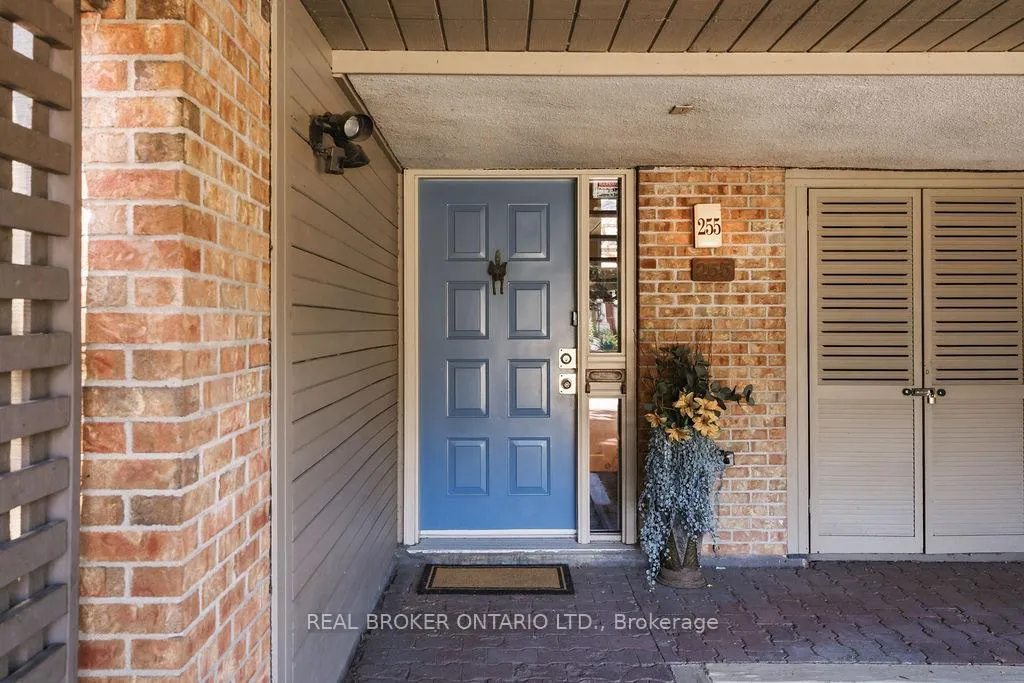 Photo 6 of 255 Bruyere Street, Ottawa, Lower Town — HOMEH