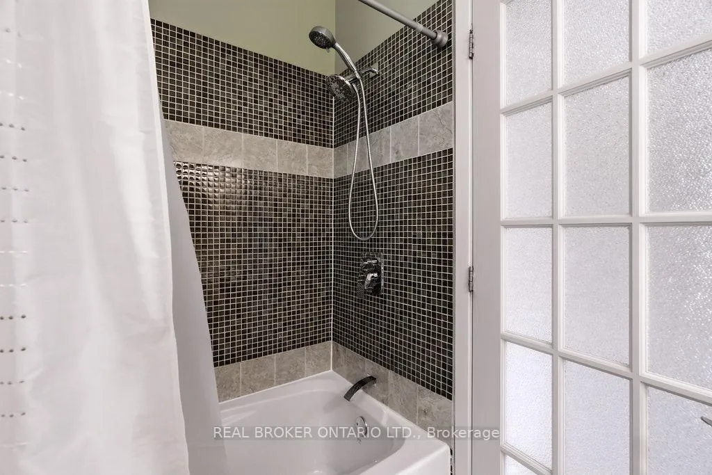 Photo 39 of 255 Bruyere Street, Ottawa, Lower Town — HOMEH