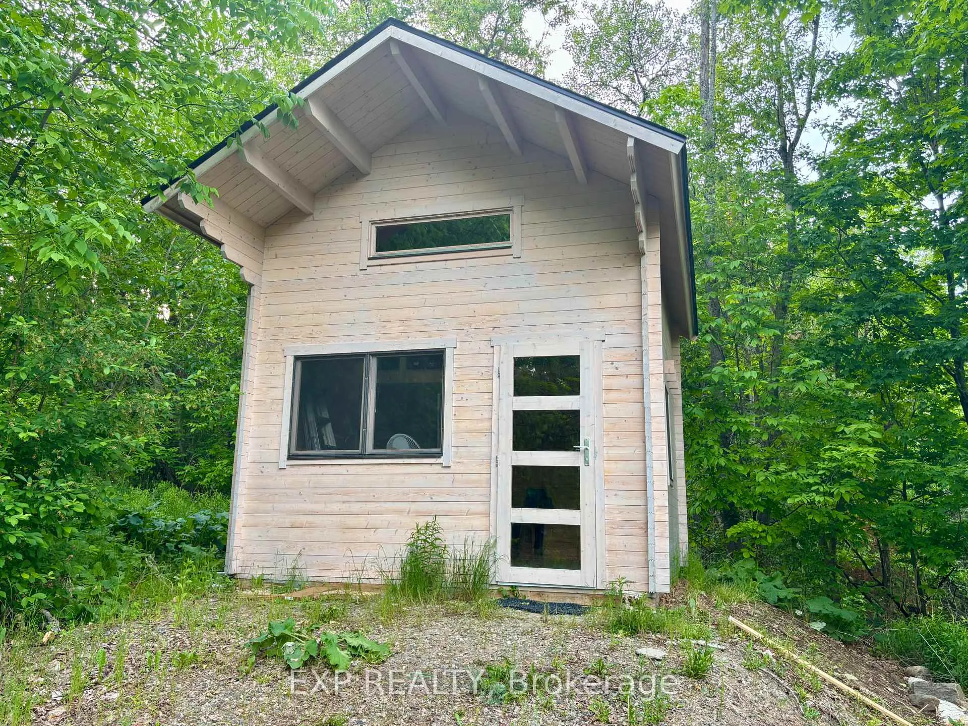 Photo of 47 Arbor vitae Road