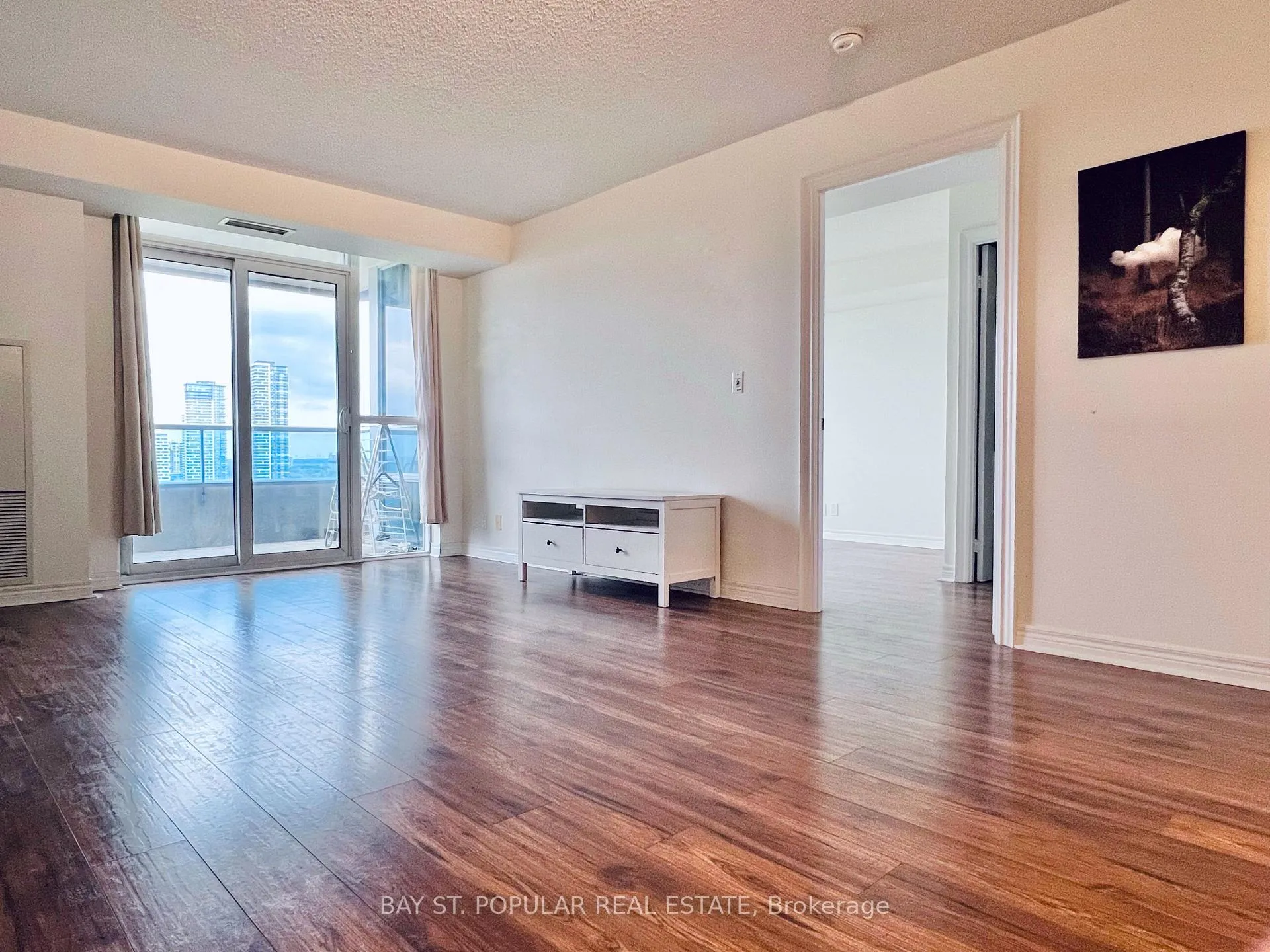 Photo 6 of Unit 1225, 33 Cox Boulevard, Markham, Unionville — HOMEH