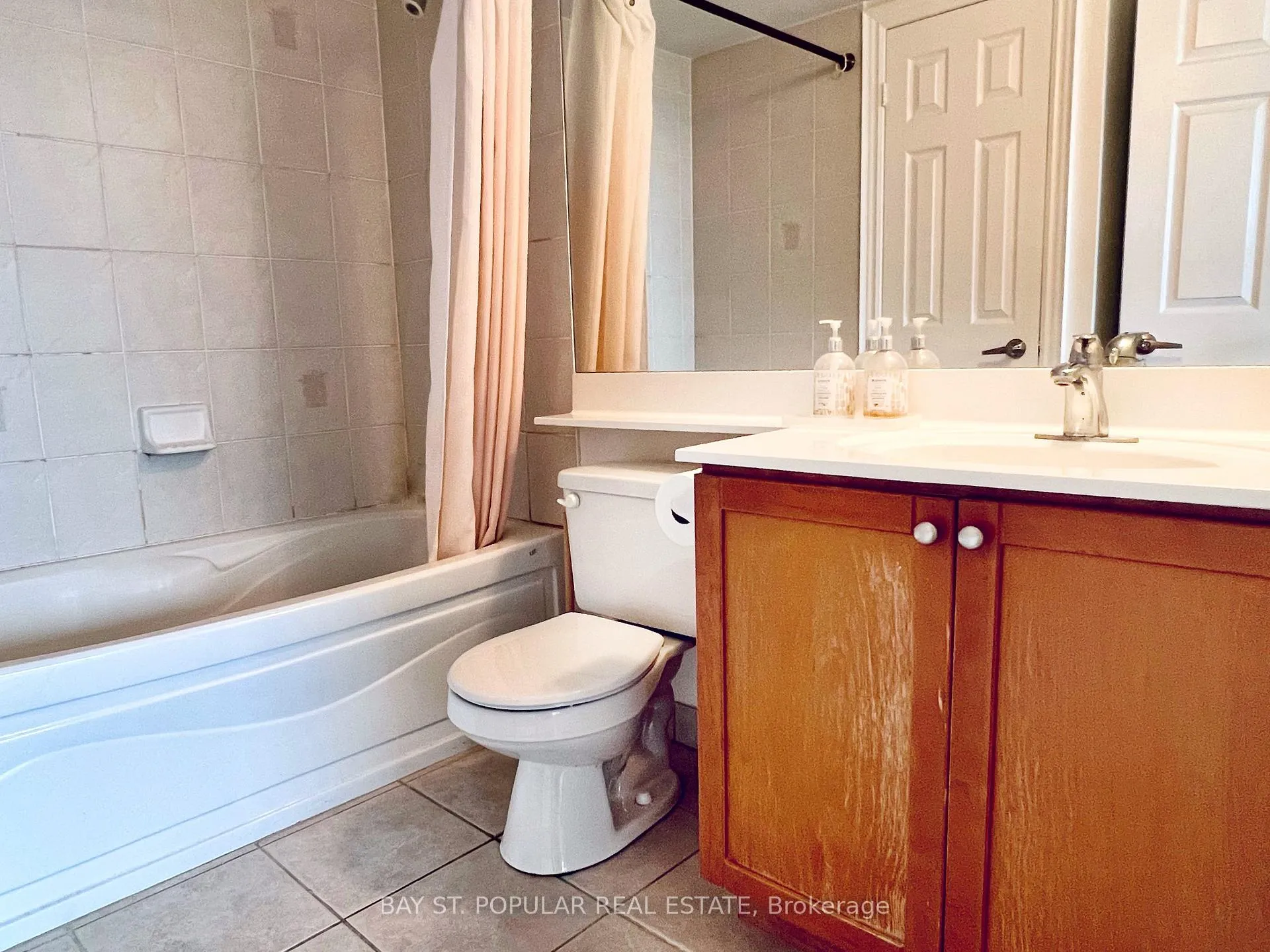 Photo 15 of Unit 1225, 33 Cox Boulevard, Markham, Unionville — HOMEH