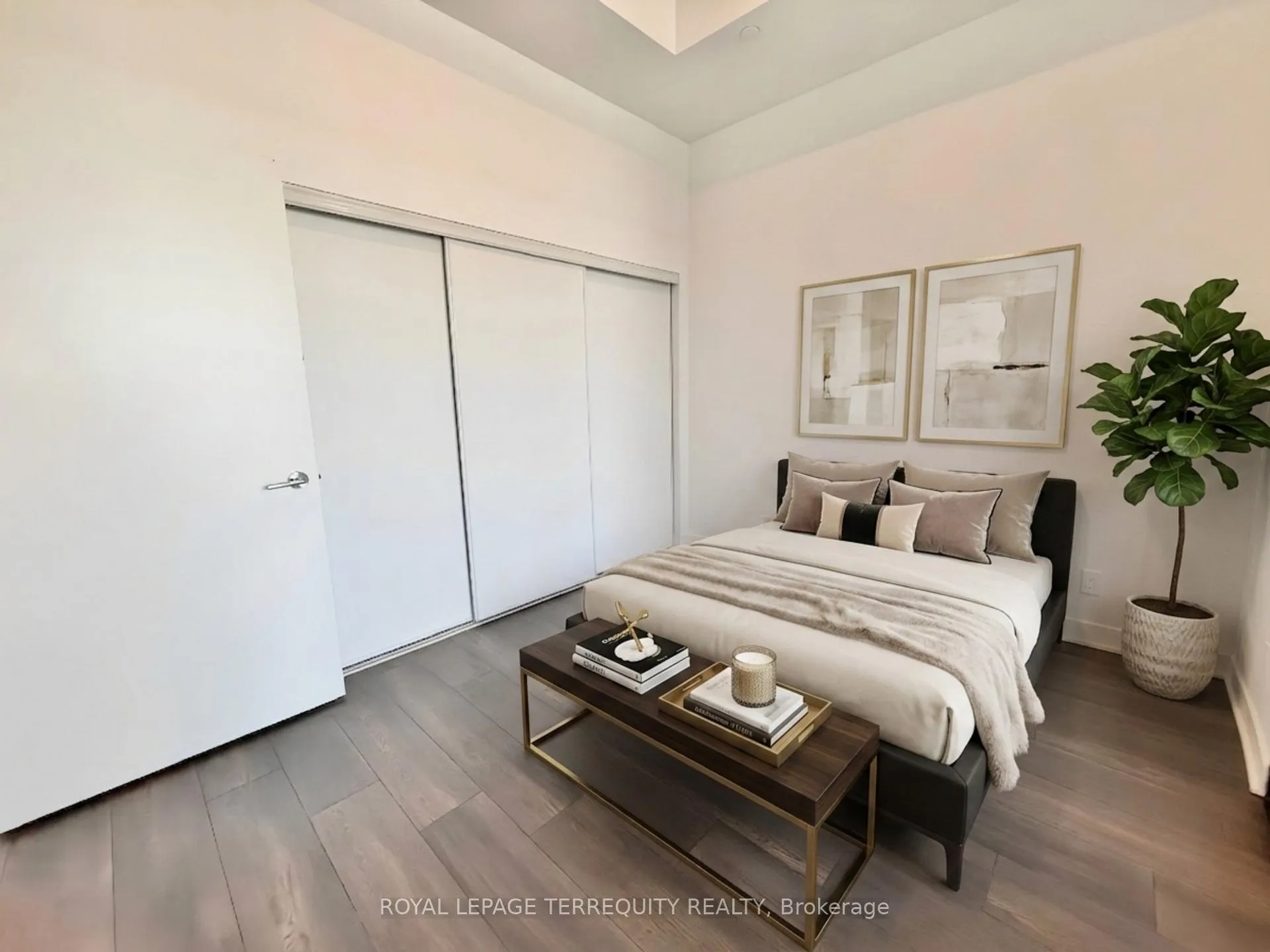 Photo 10 of Unit 204, 10 Flavelle Trail, Vaughan, Steeles West Industrial — HOMEH