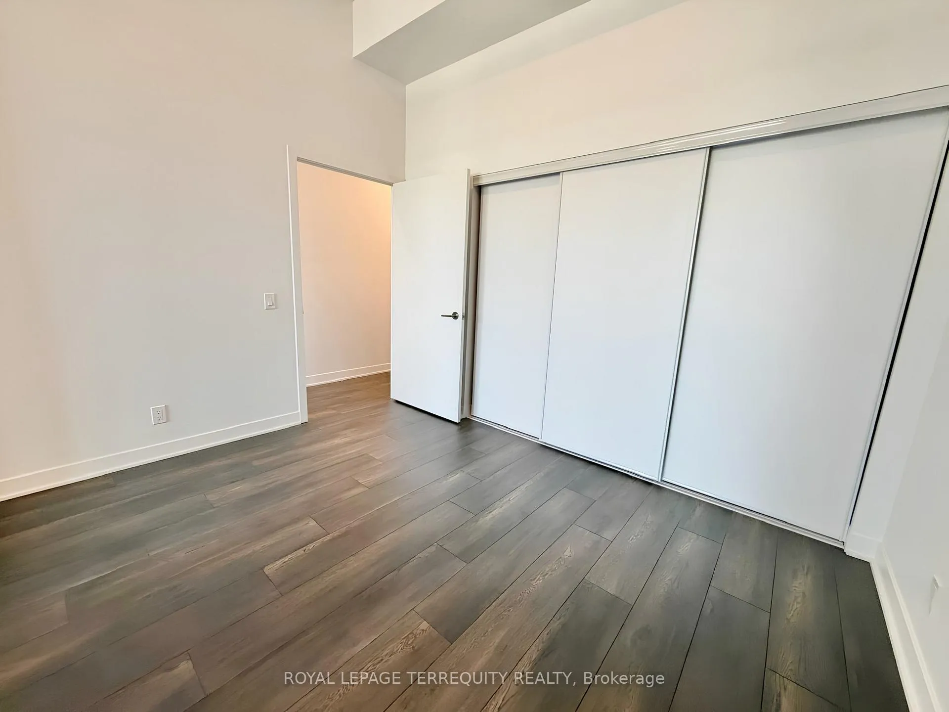 Photo 12 of Unit 204, 10 Flavelle Trail, Vaughan, Steeles West Industrial — HOMEH