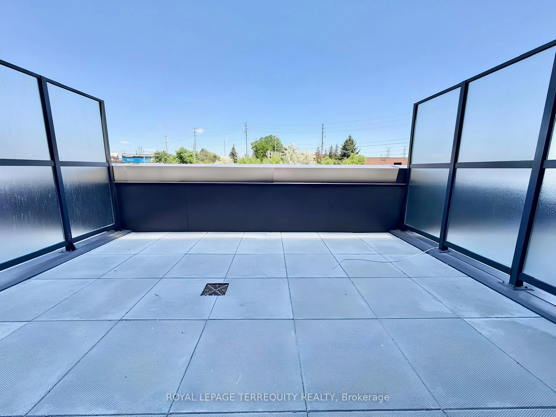 Photo 22 of Unit 204, 10 Flavelle Trail, Vaughan, Steeles West Industrial — HOMEH