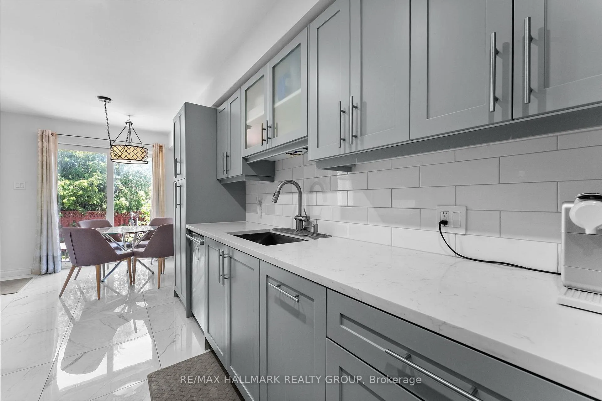 Photo 9 of 1157 Marchant Drive, Ottawa, Avalon East — HOMEH