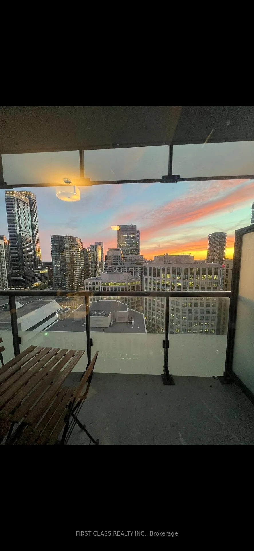 Photo 4 of Unit 2103, 300 Front Street, Toronto, Waterfront Communities — HOMEH