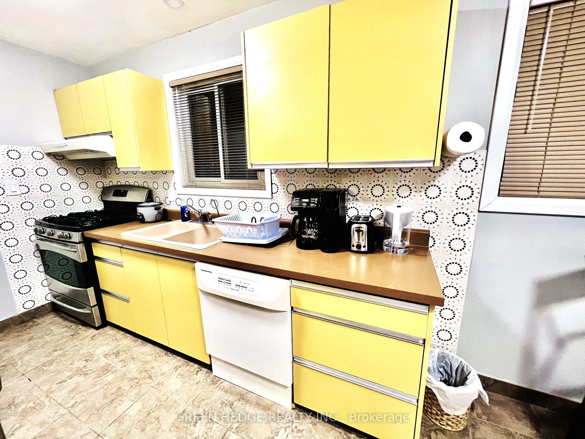 Photo 7 of 34 Stanley Avenue, Kitchener, Bridgeport — HOMEH