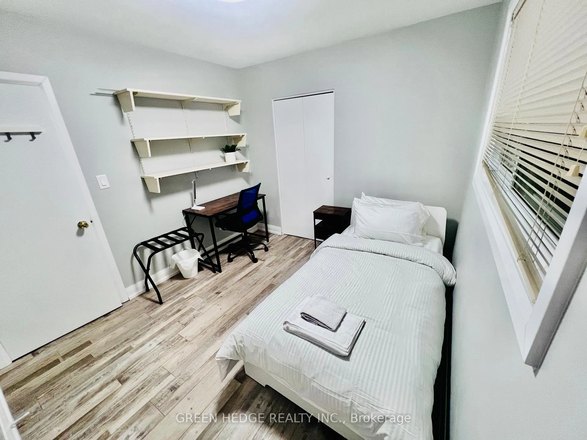 Photo 11 of 34 Stanley Avenue, Kitchener, Bridgeport — HOMEH
