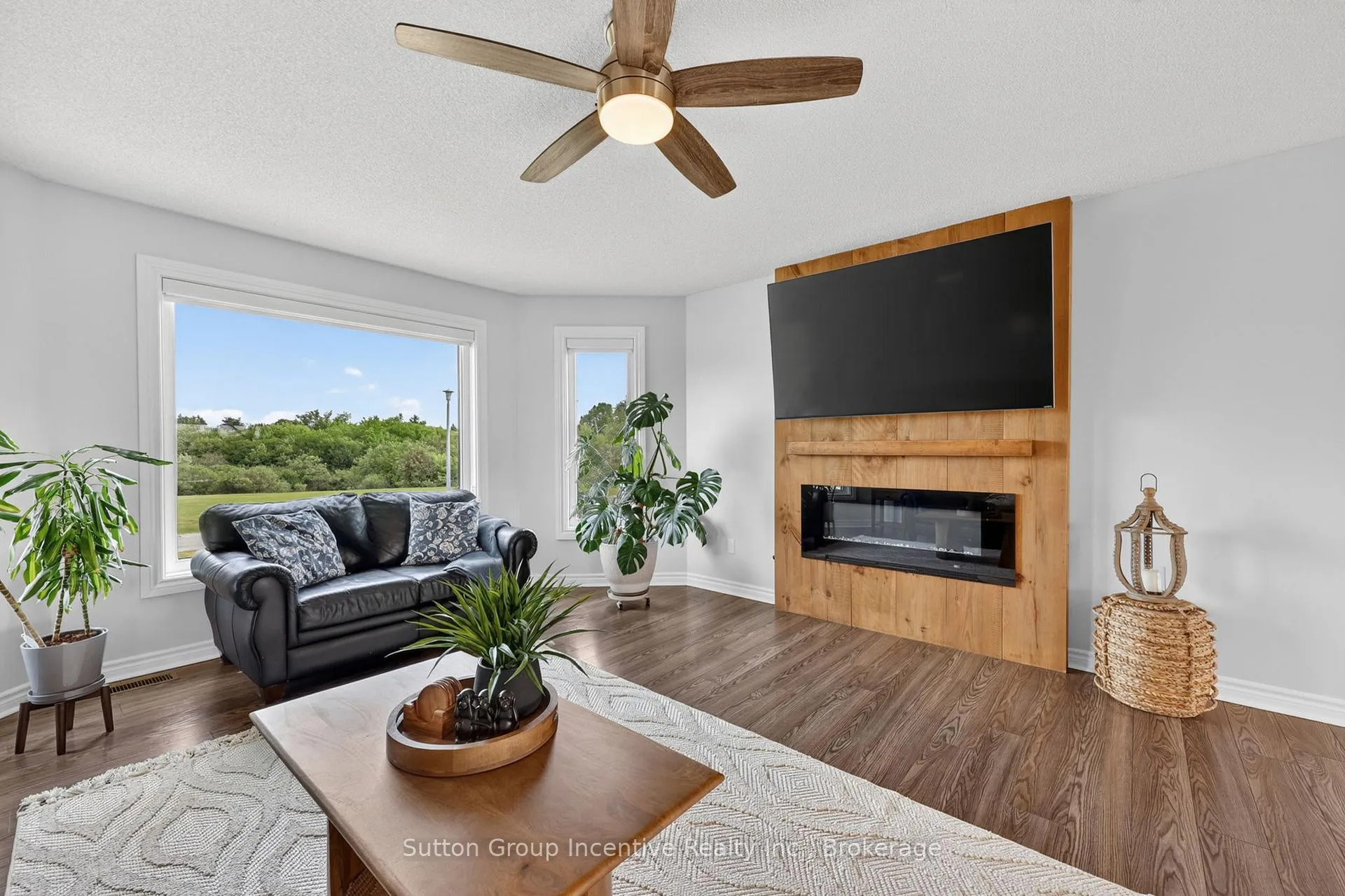 Photo 8 of 5 Marl Creek Drive, Springwater, Phelpston — HOMEH