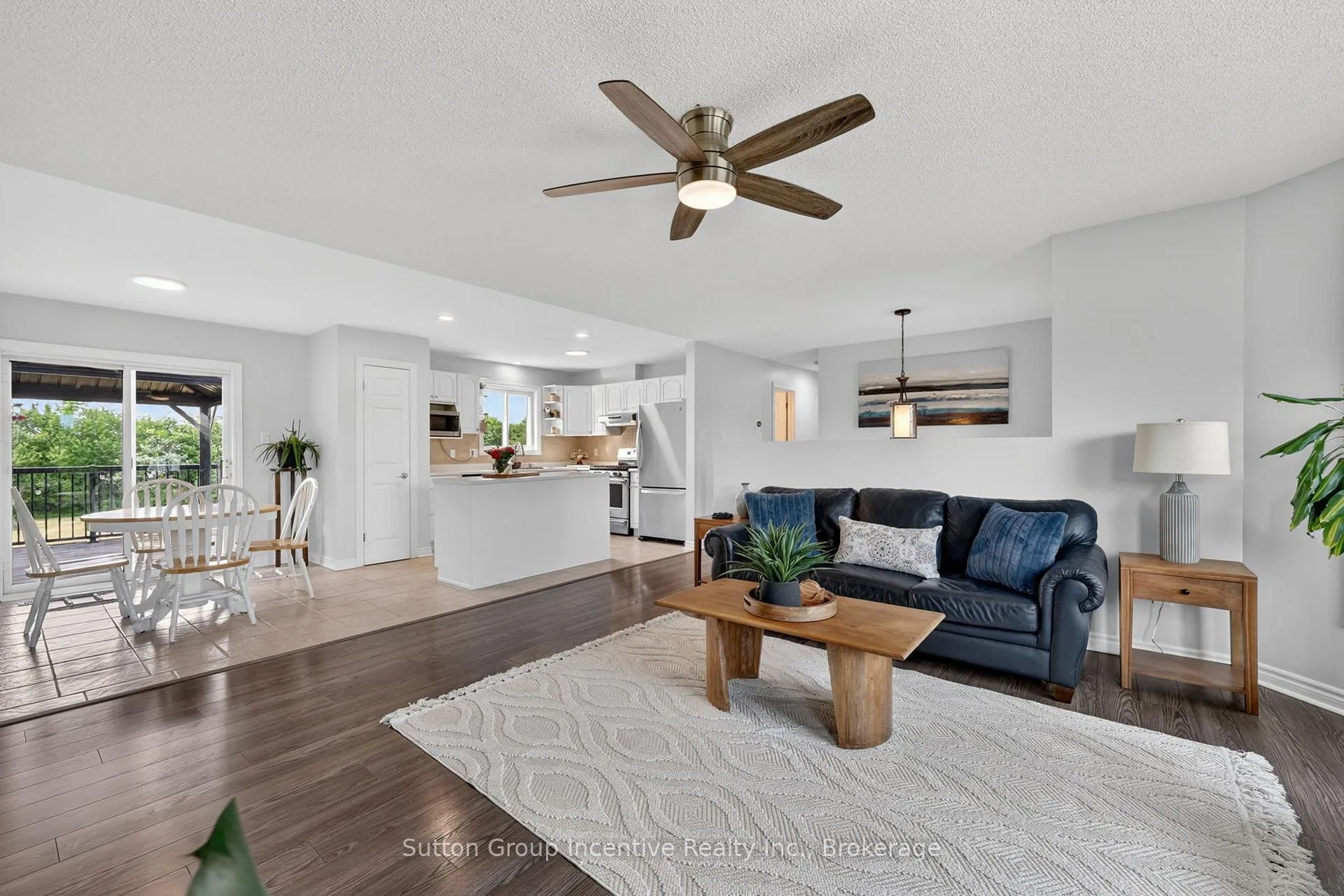 Photo 11 of 5 Marl Creek Drive, Springwater, Phelpston — HOMEH