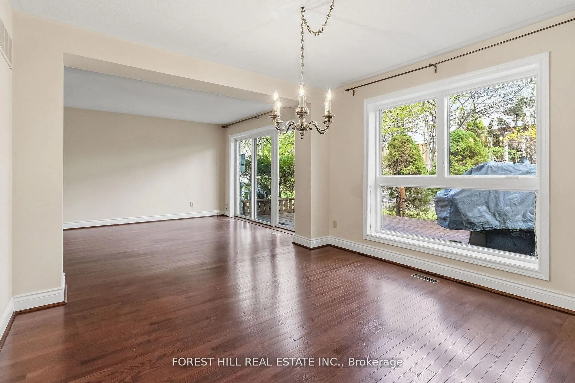 Photo 8 of 61 Snowshoe Mill Way, North York, St. Andrew-Windfields — HOMEH