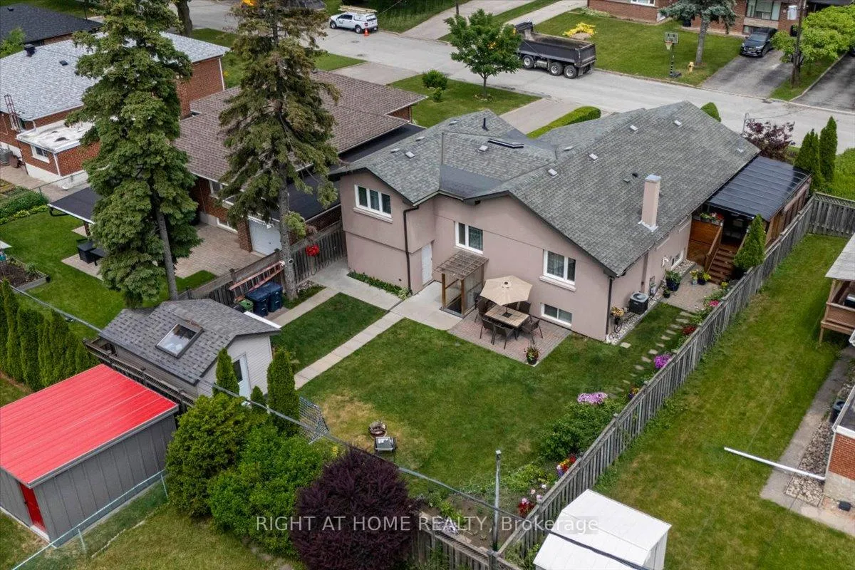 Photo 44 of 21 Warbeck Place, Etobicoke, Kingsview Village-The Westway — HOMEH